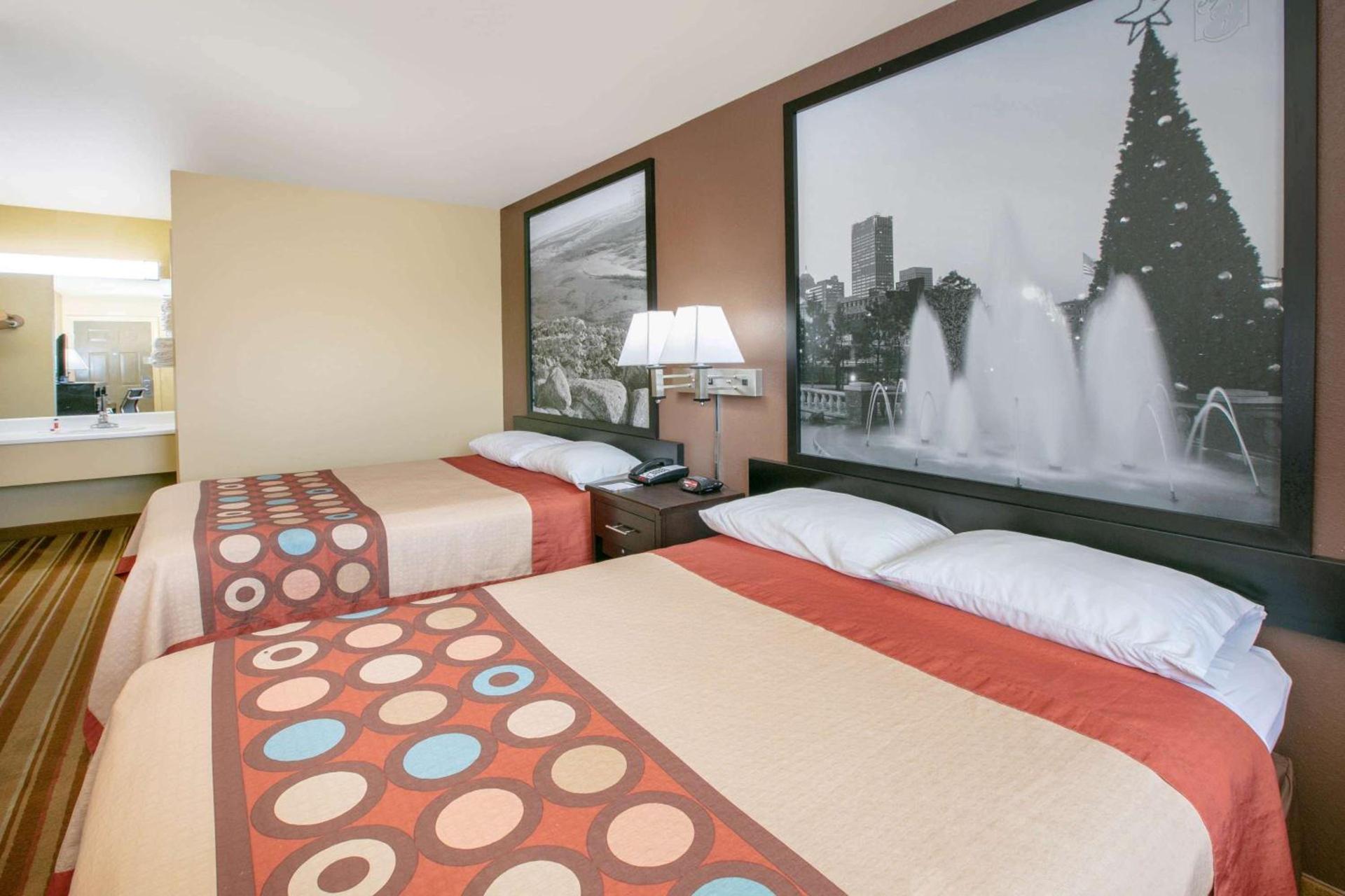 Super 8 by Wyndham Big Cabin/Vinita Area photo 18