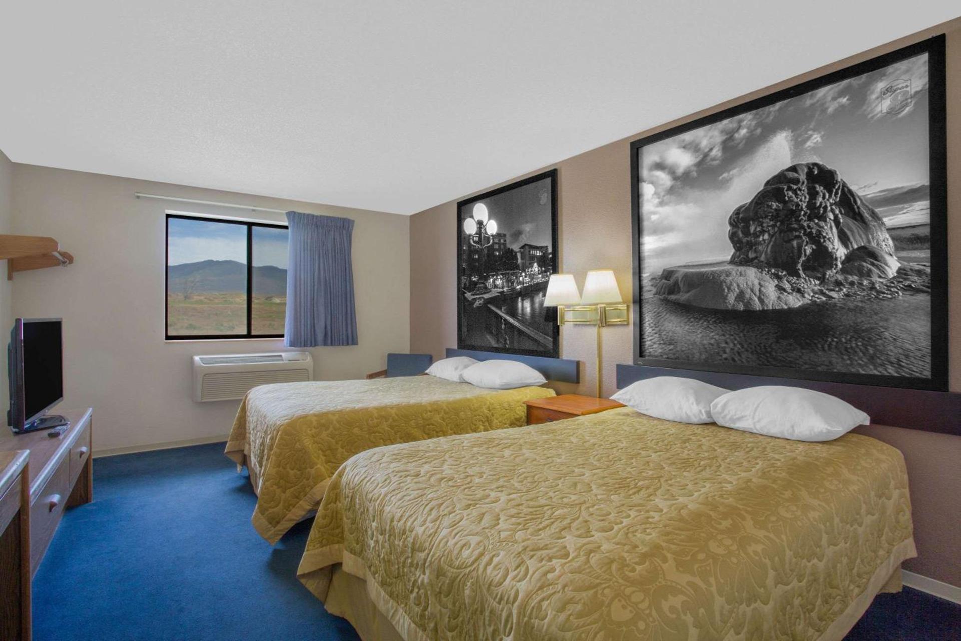Super 8 by Wyndham Winnemucca NV photo 15