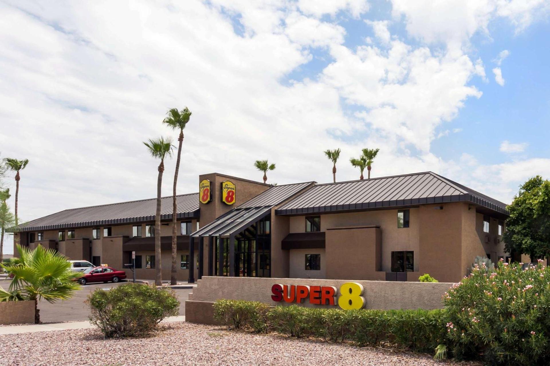Rodeway Inn & Suites Chandler - Phoenix South I-10 — hotel in Chandler