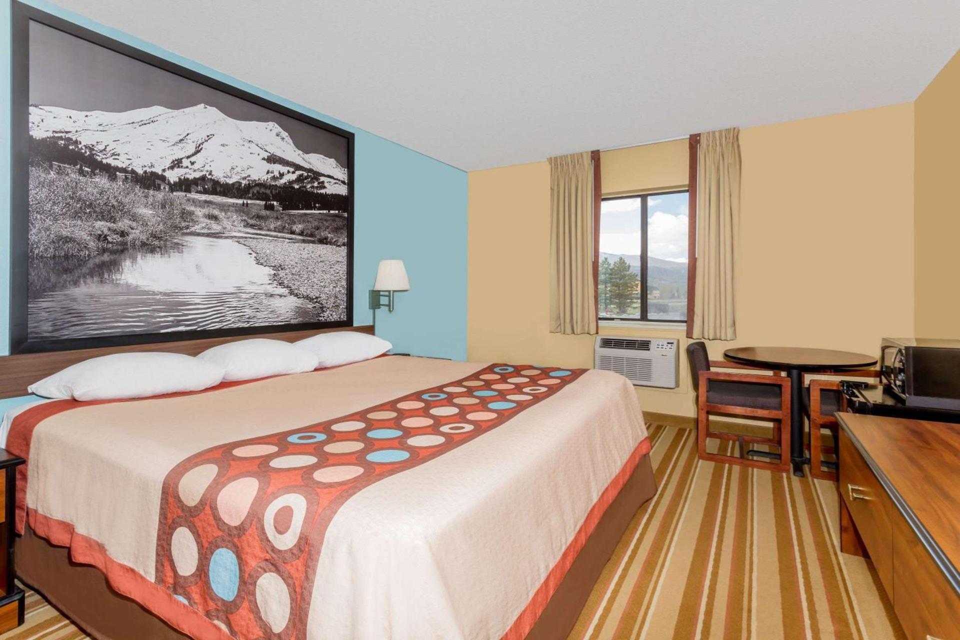 Super 8 by Wyndham Dillon/Breckenridge Area photo 6