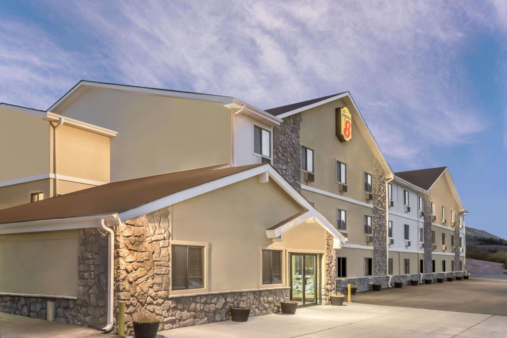 Super 8 by Wyndham Dillon/Breckenridge Area photo 2