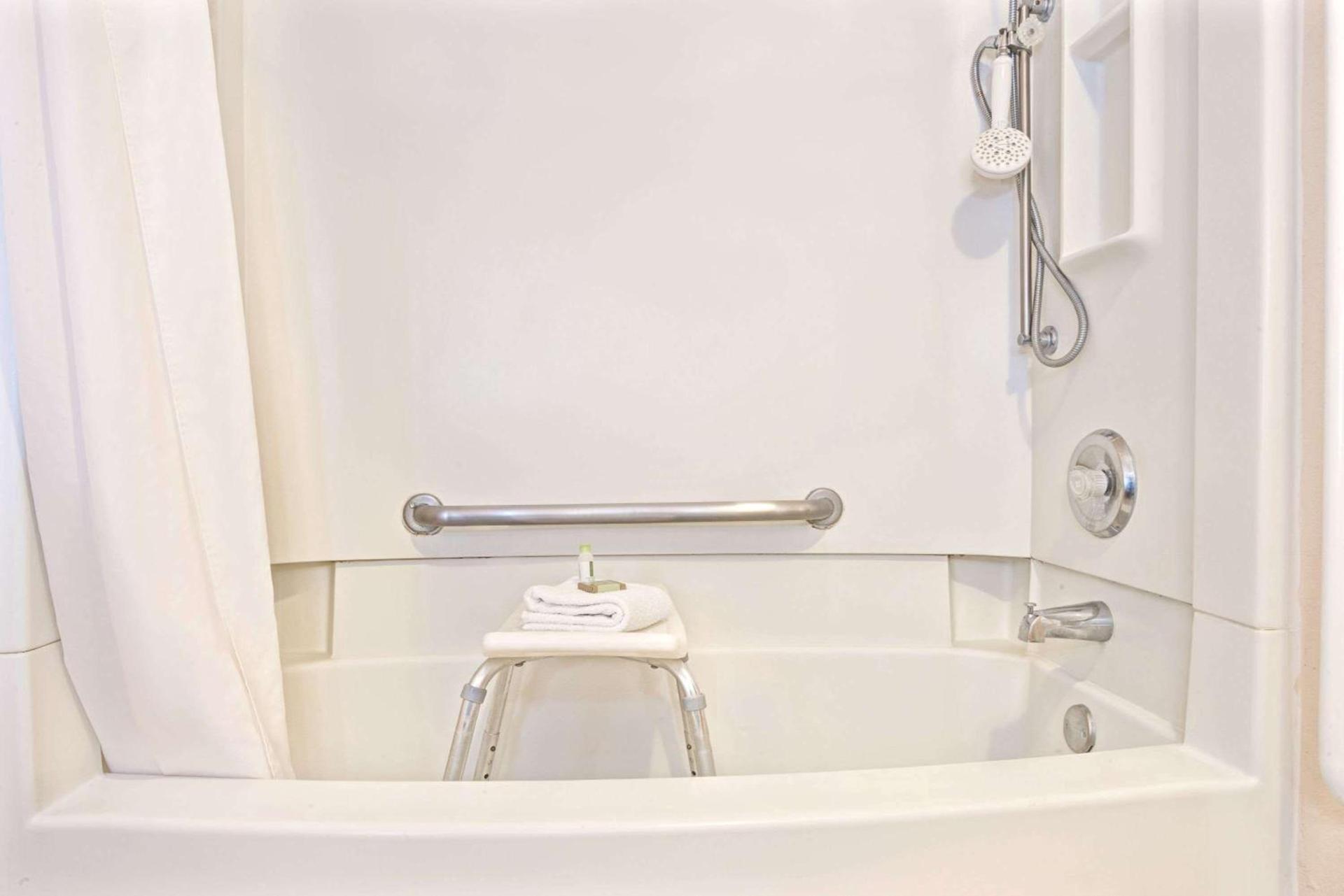 Garner Hotel Albuquerque West by IHG photo 12