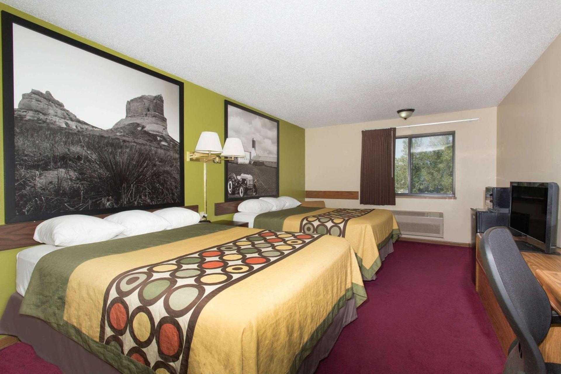 Super 8 by Wyndham Chadron NE photo 7