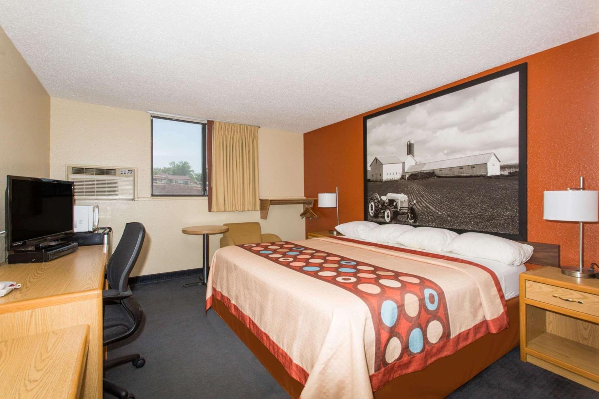 Super 8 by Wyndham Chadron NE photo 8