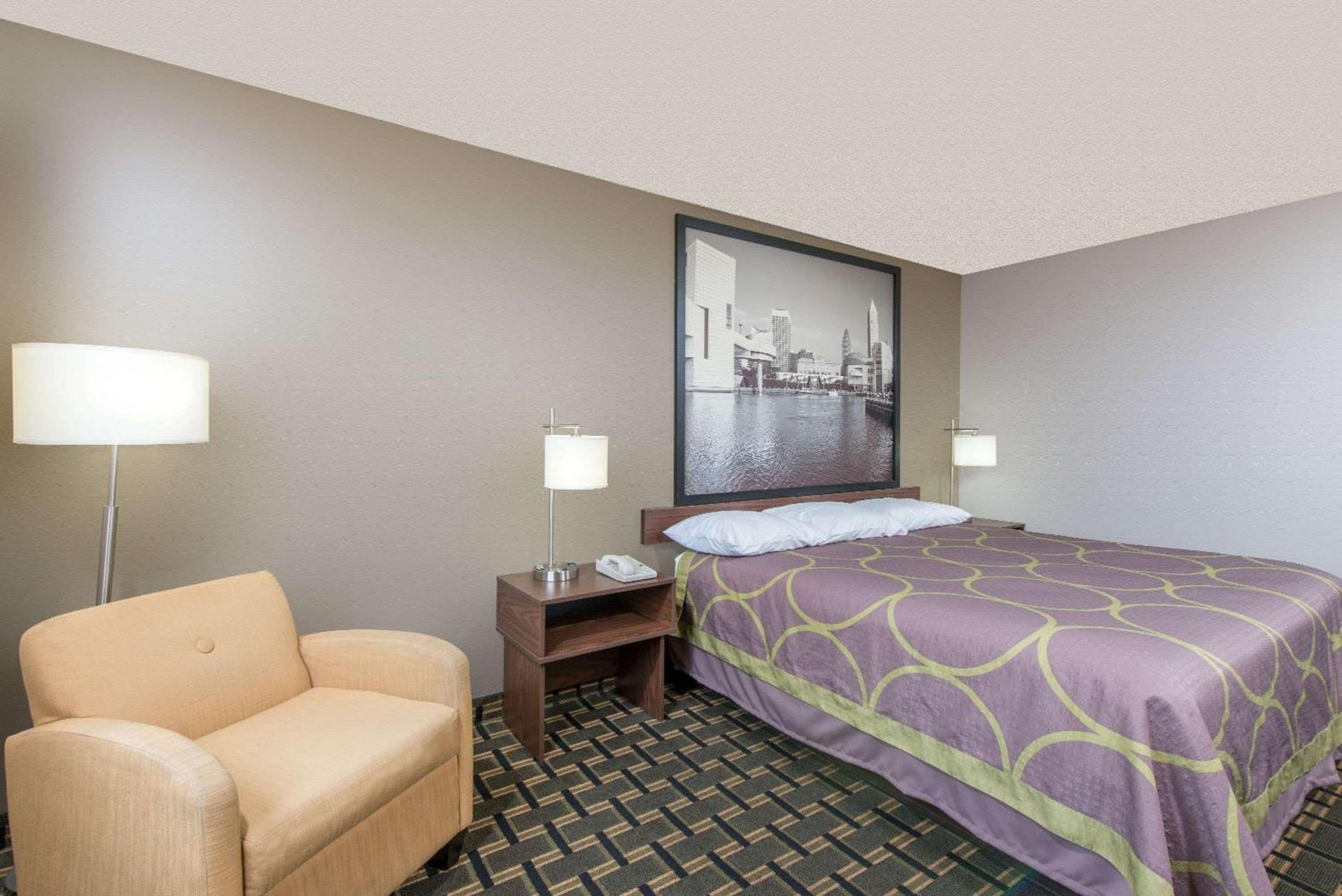 Super 8 by Wyndham Youngstown/Austintown photo 10