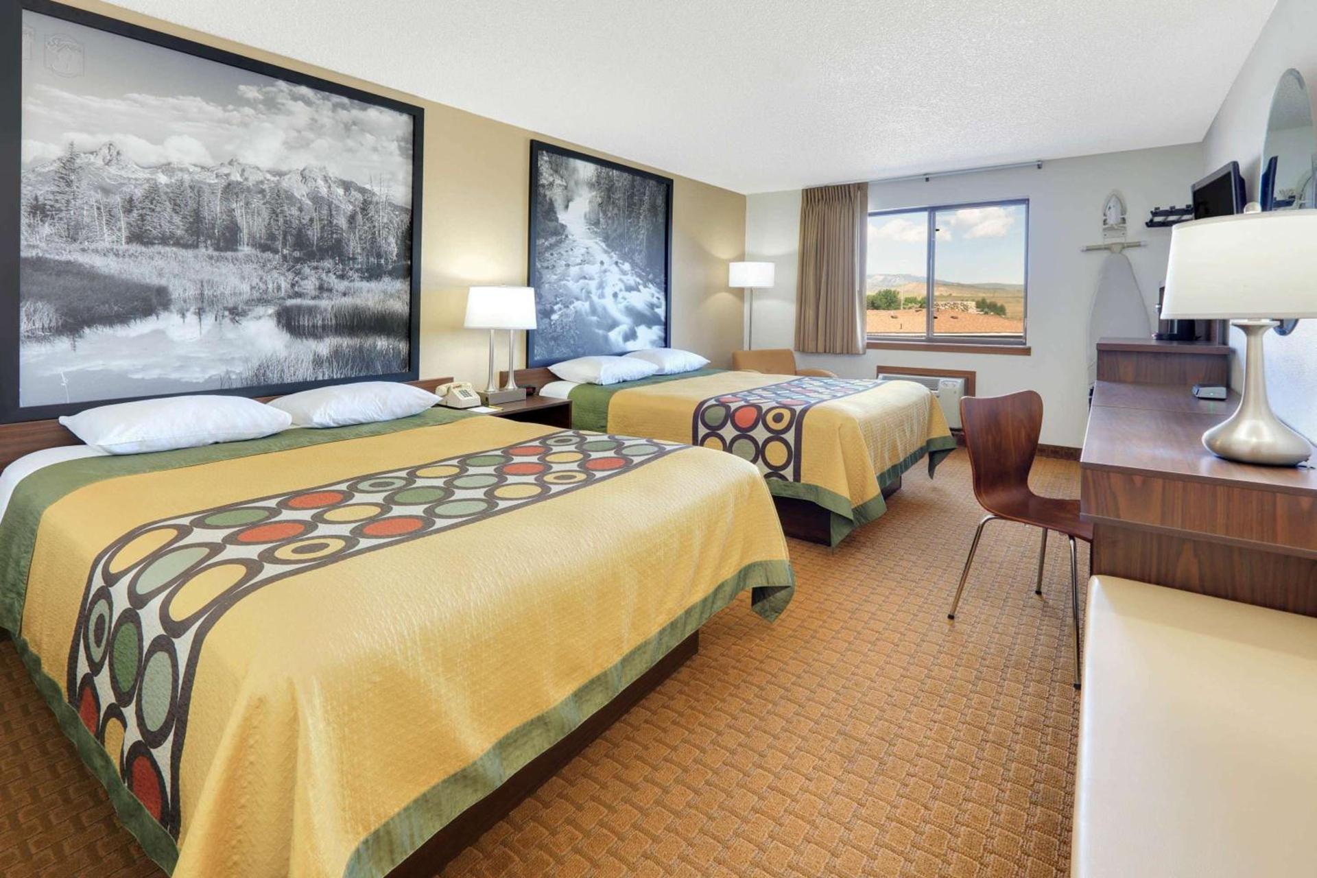 Super 8 by Wyndham Cody photo 7