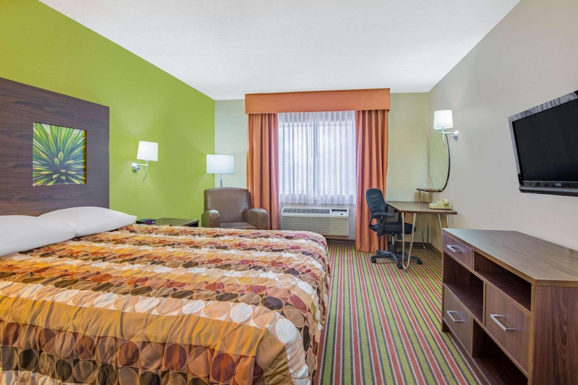 Super 8 by Wyndham Portales photo 10