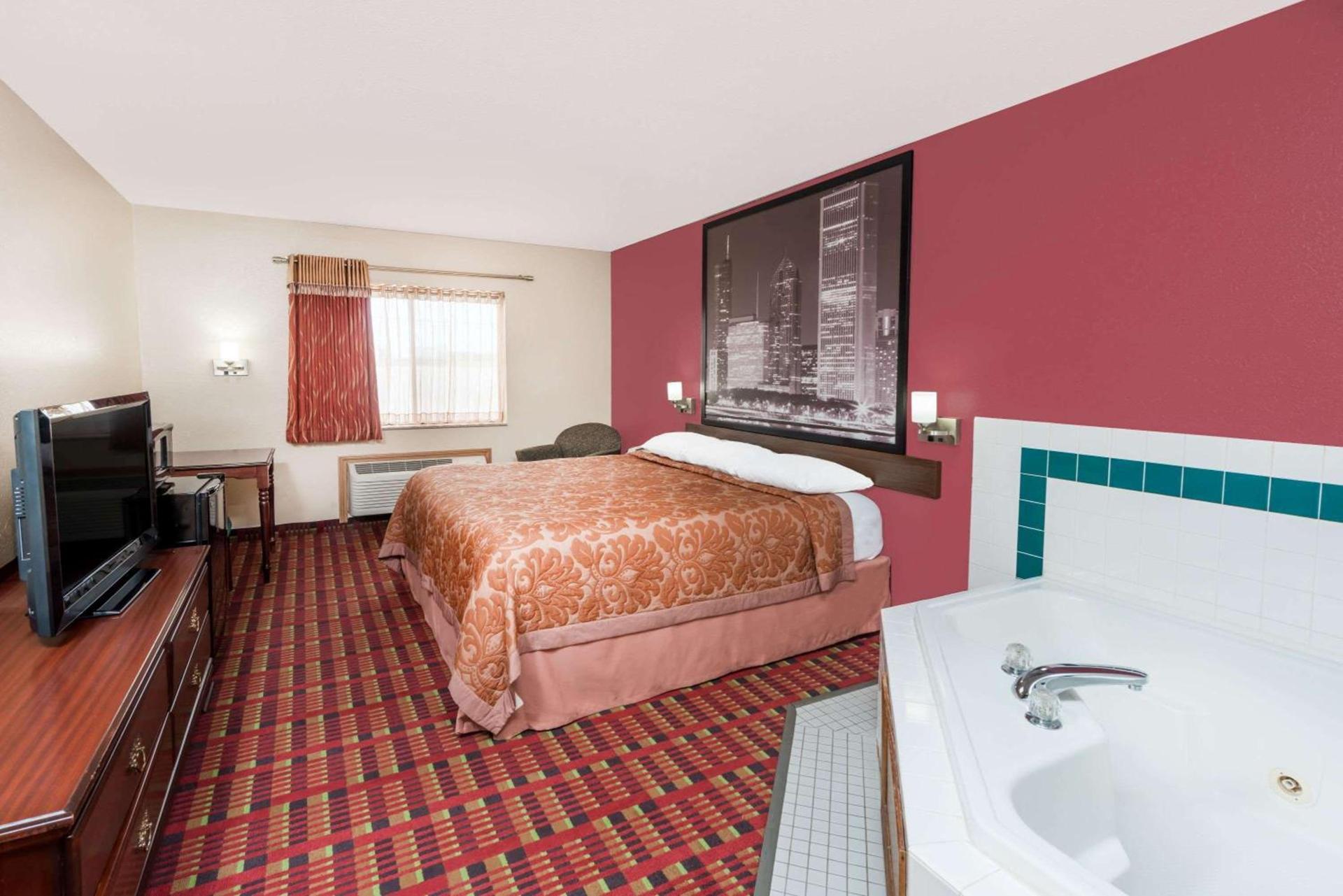 Super 8 by Wyndham Paris IL photo 15