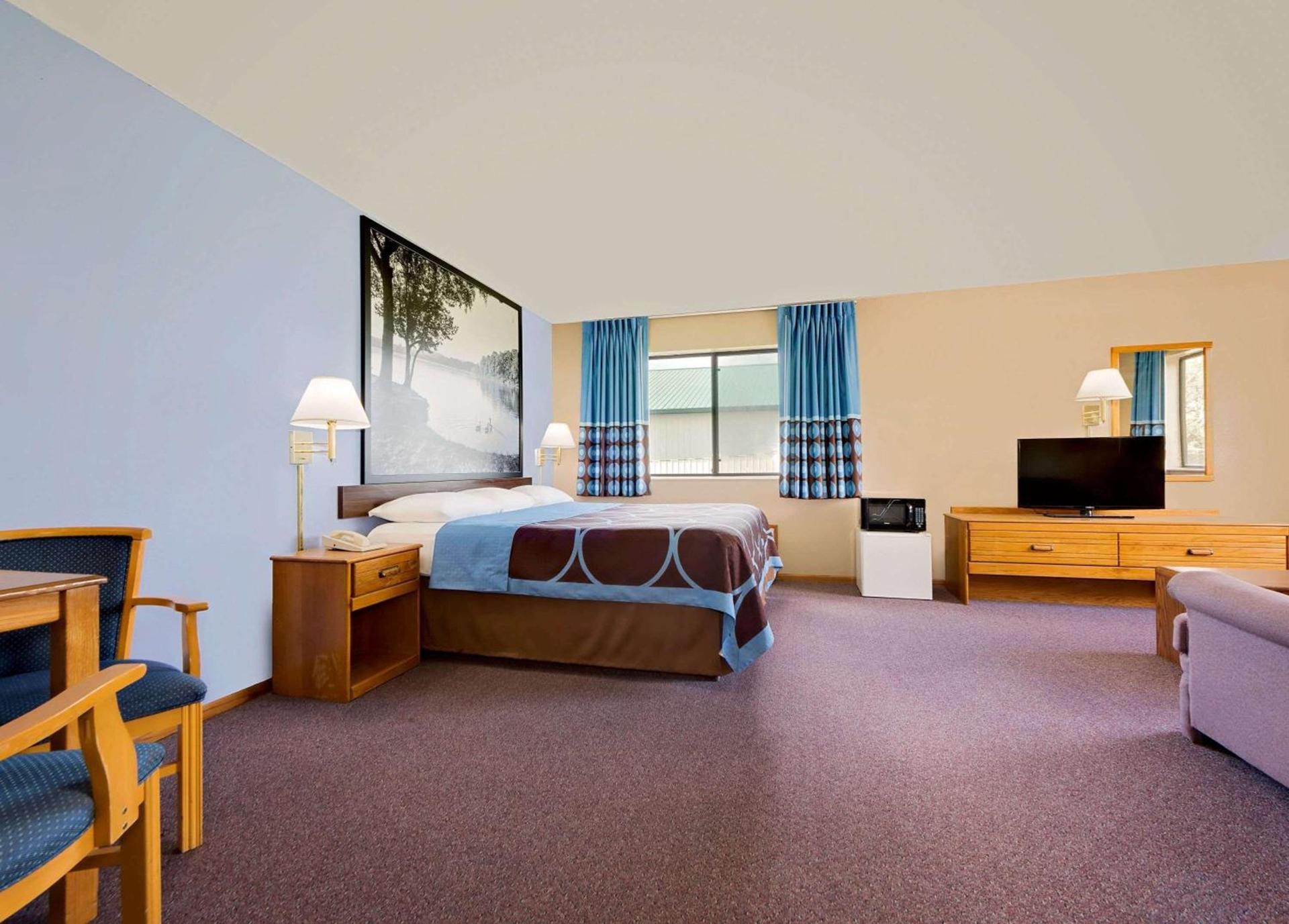 Super 8 by Wyndham Chariton photo 7