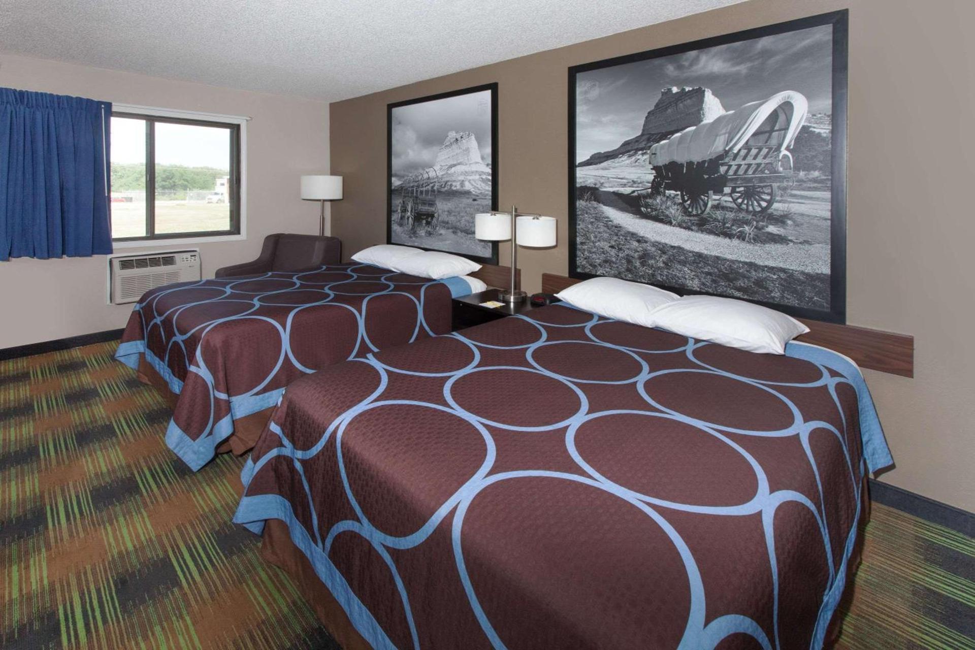 Super 8 by Wyndham Keokuk photo 14