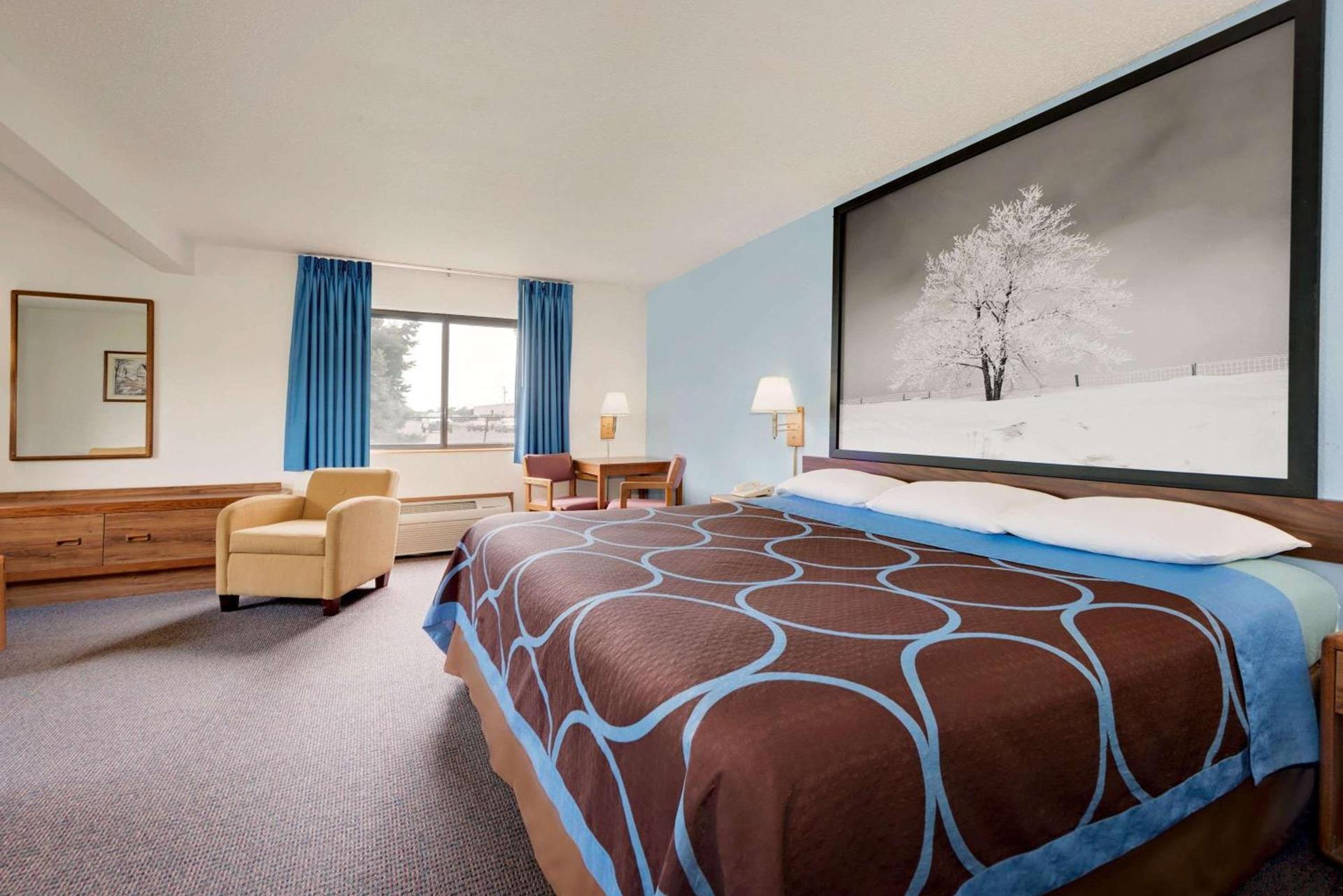 Super 8 by Wyndham Centerville photo 50