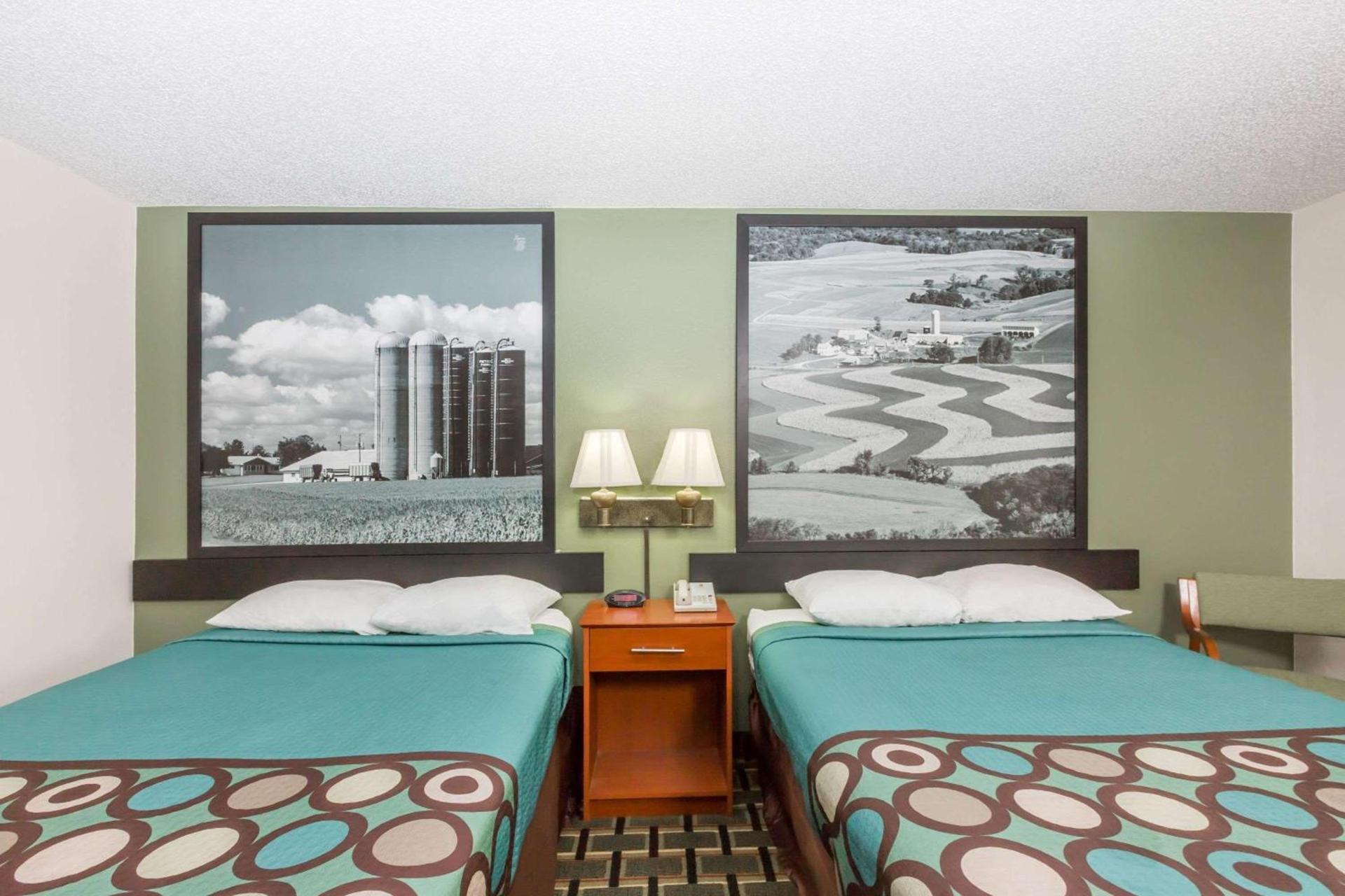 Super 8 by Wyndham Osceola IA photo 12