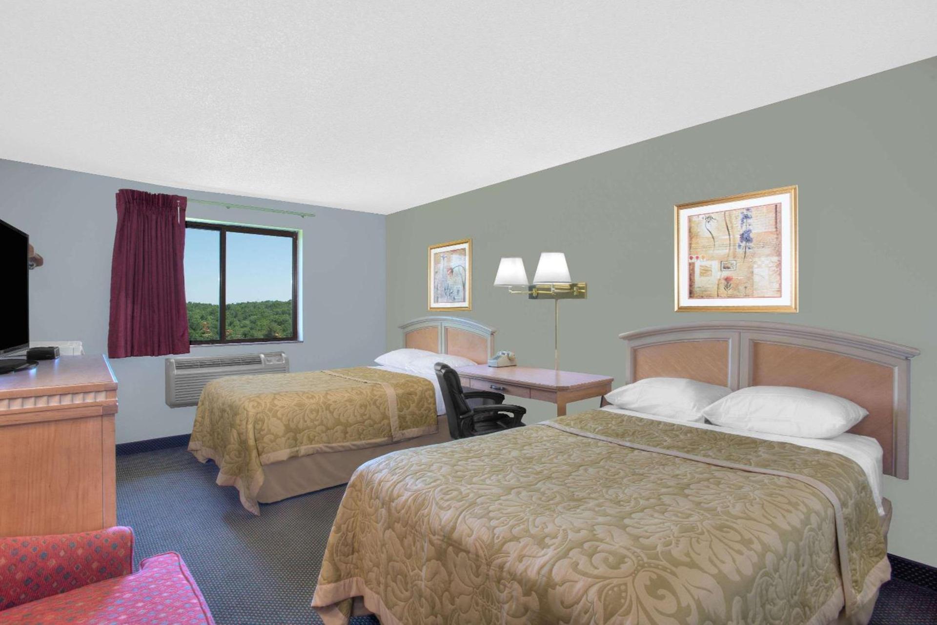 Super 8 by Wyndham Augusta photo 6