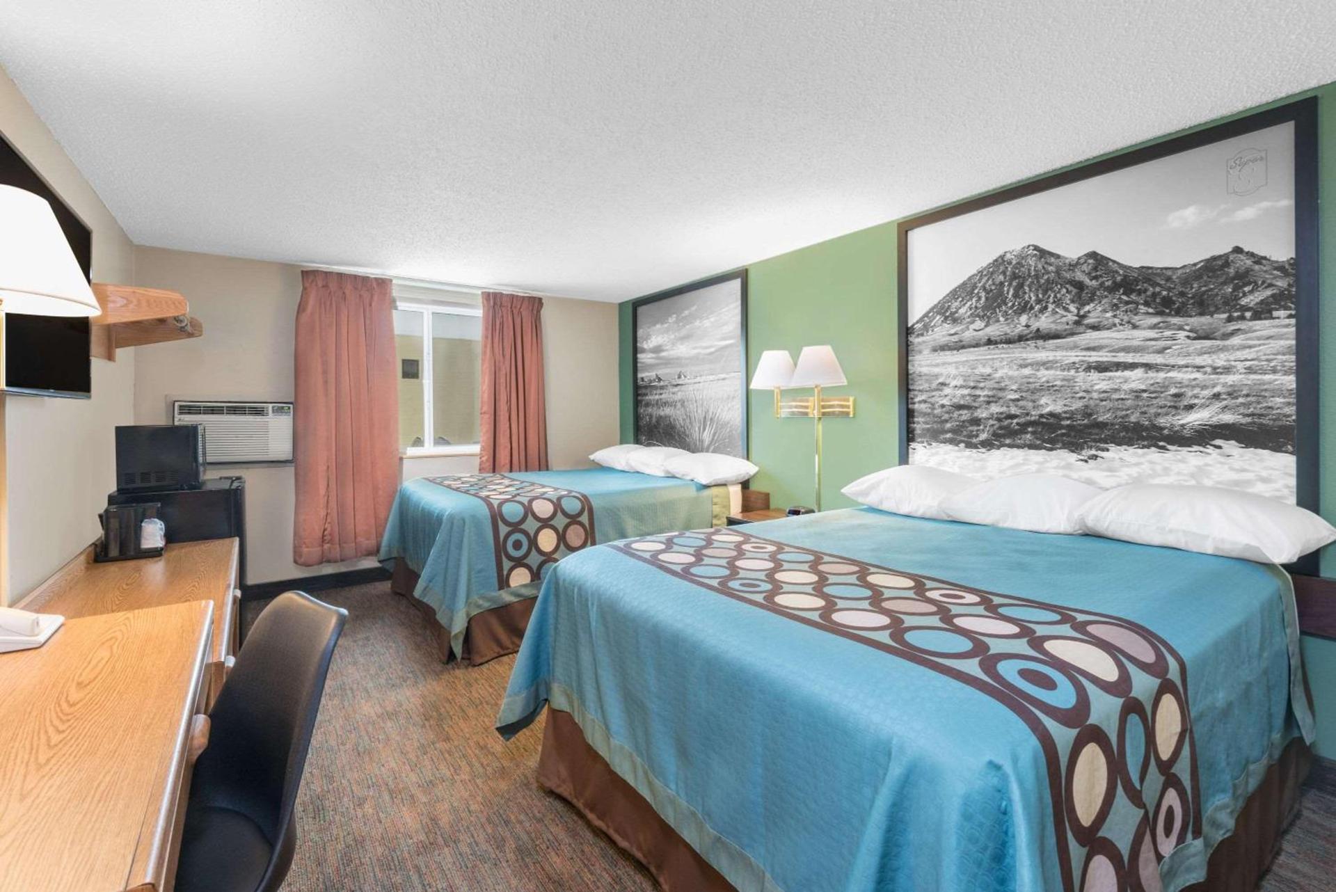 Super 8 by Wyndham Pierre SD photo 12