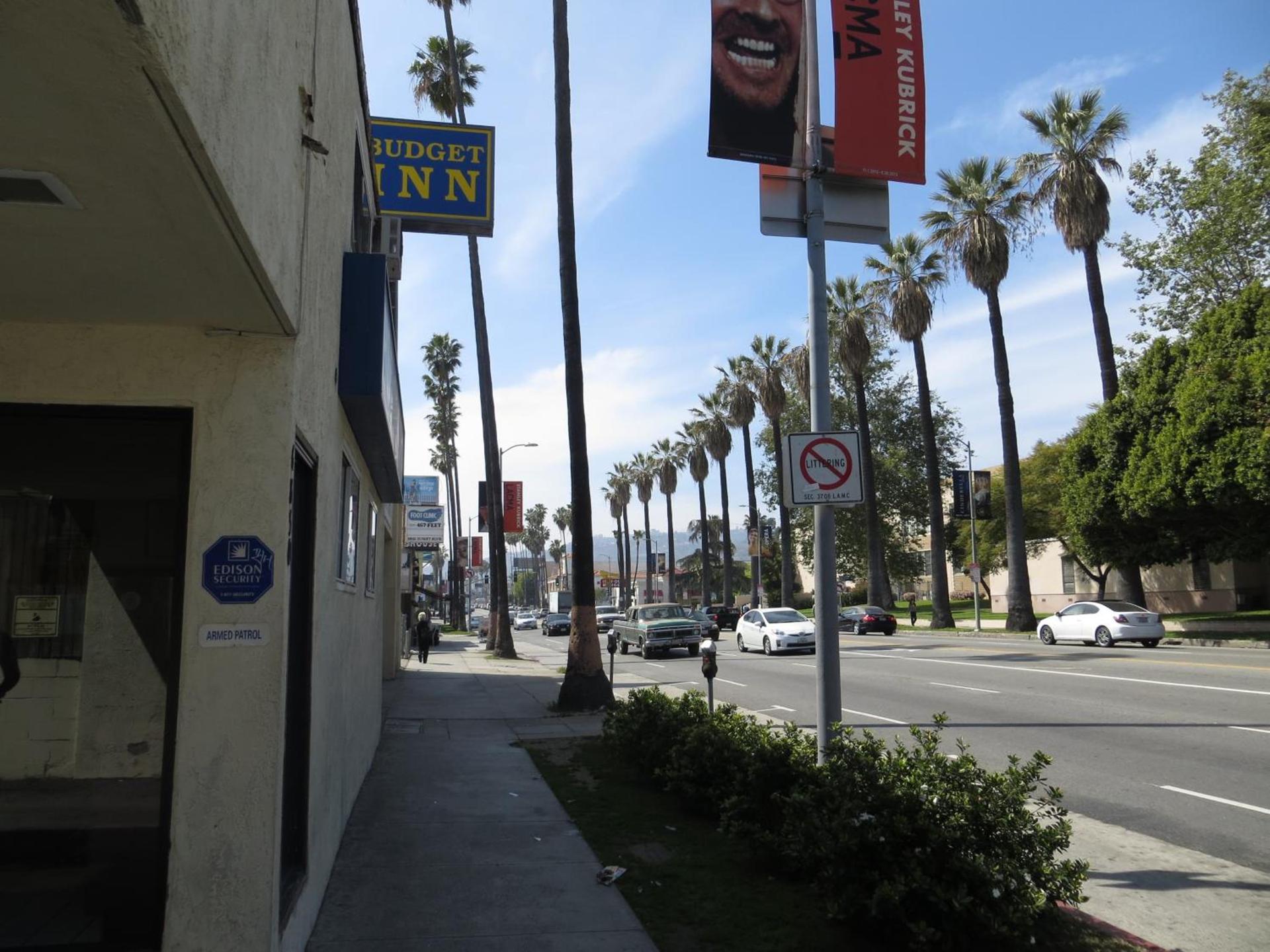 Budget Inn Hollywood photo 1