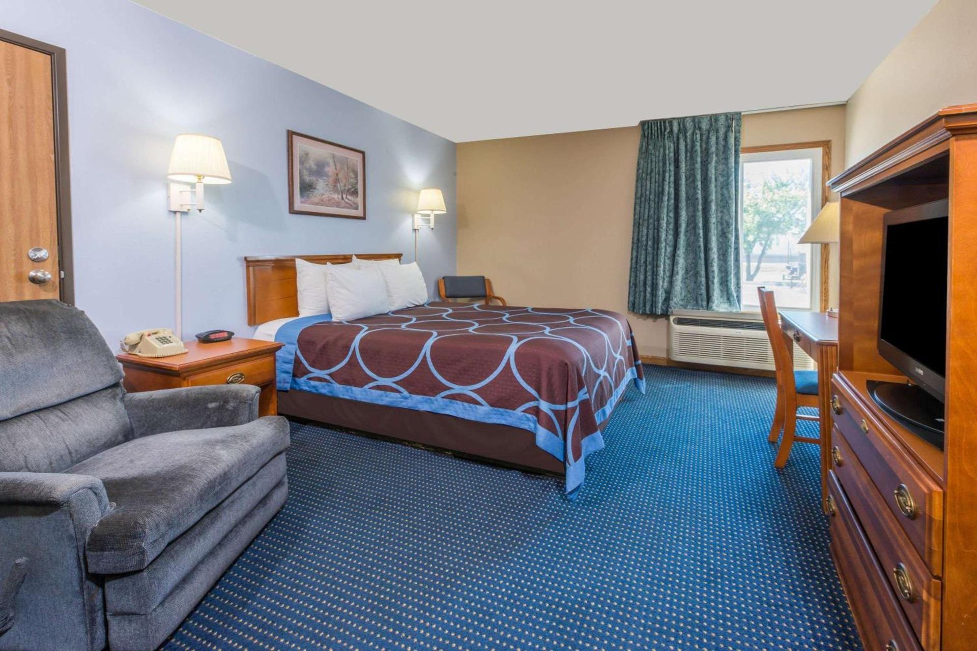 Super 8 by Wyndham O'Fallon MO/St. Louis Area photo 7