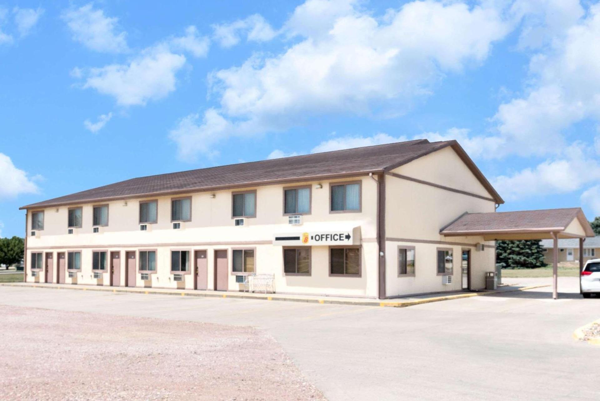 Super 8 by Wyndham Winner SD — hotel in Winner