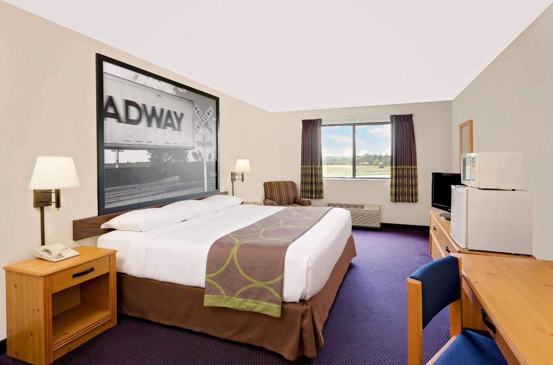 Super 8 by Wyndham St. James photo 37