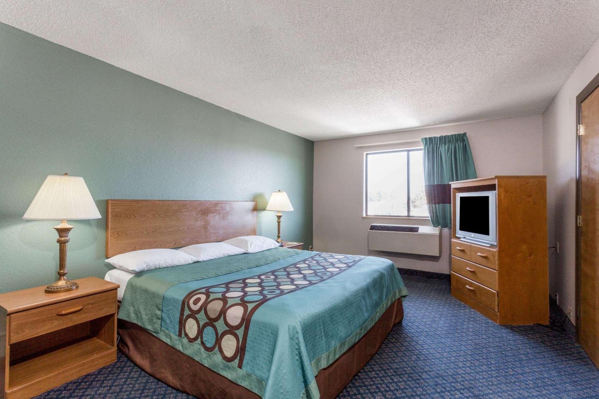 Super 8 by Wyndham Richmond Midlothian Turnpike photo 9
