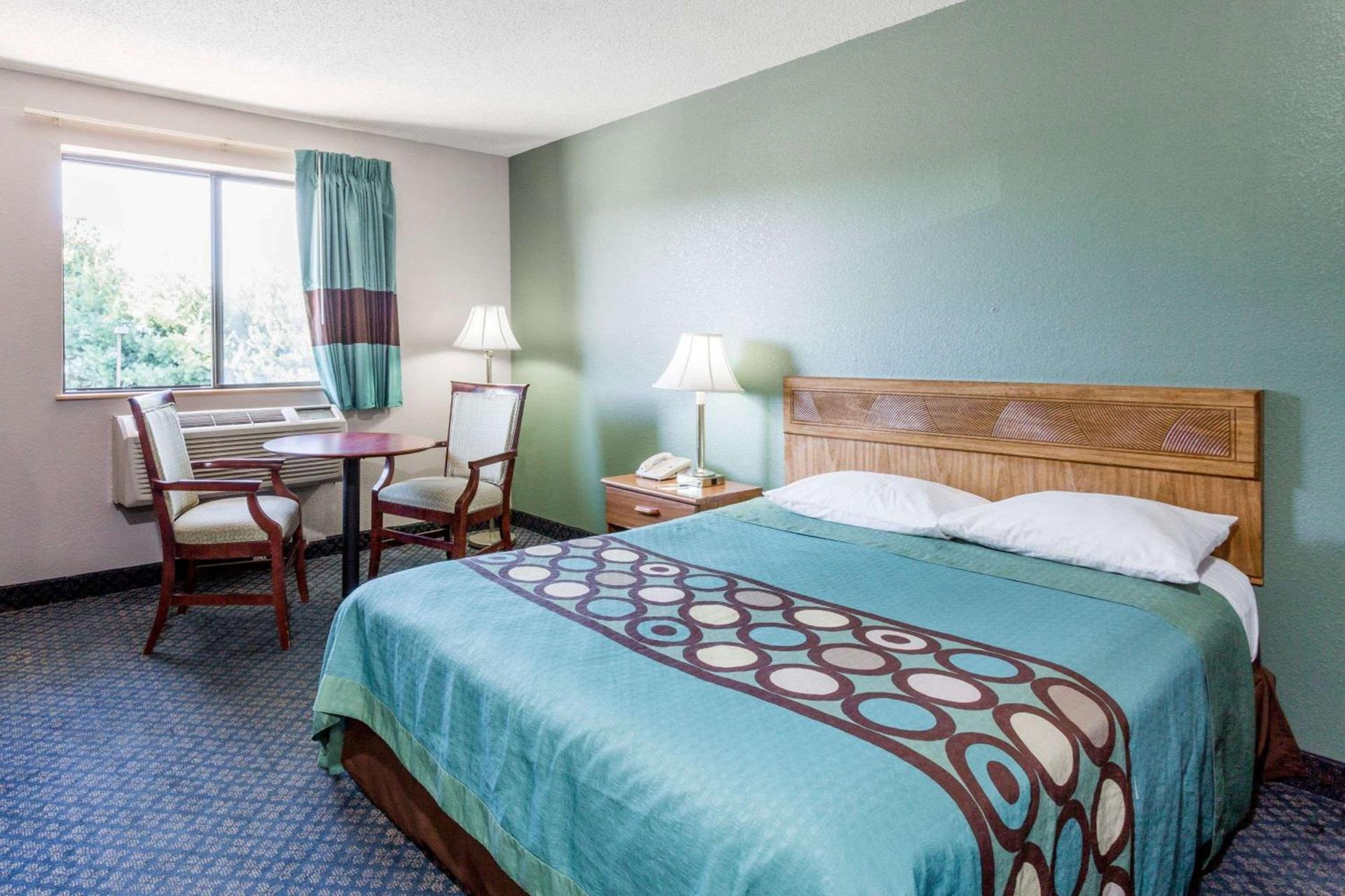 Super 8 by Wyndham Richmond Midlothian Turnpike photo 14
