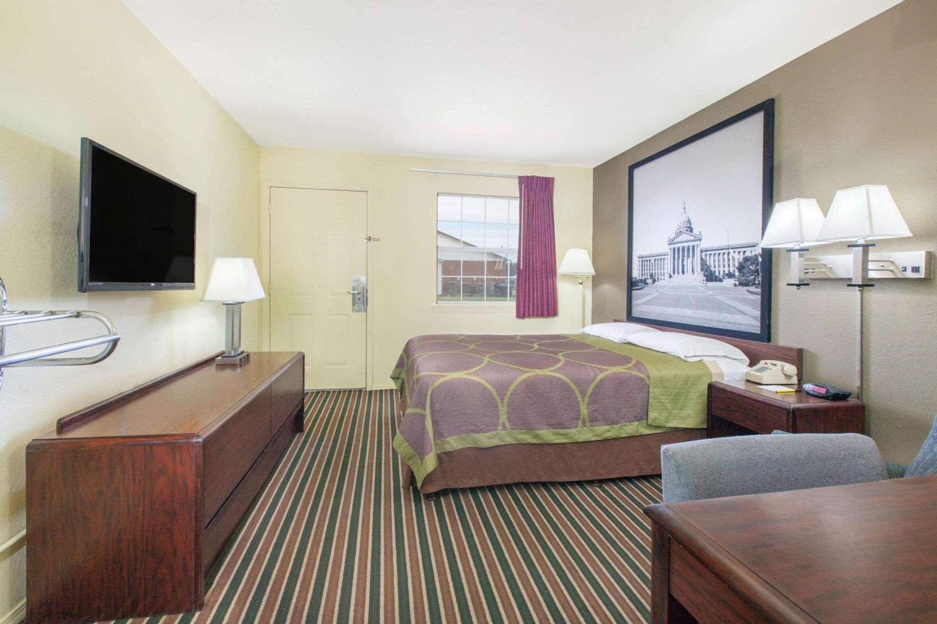 Rodeway Inn Muskogee photo 5