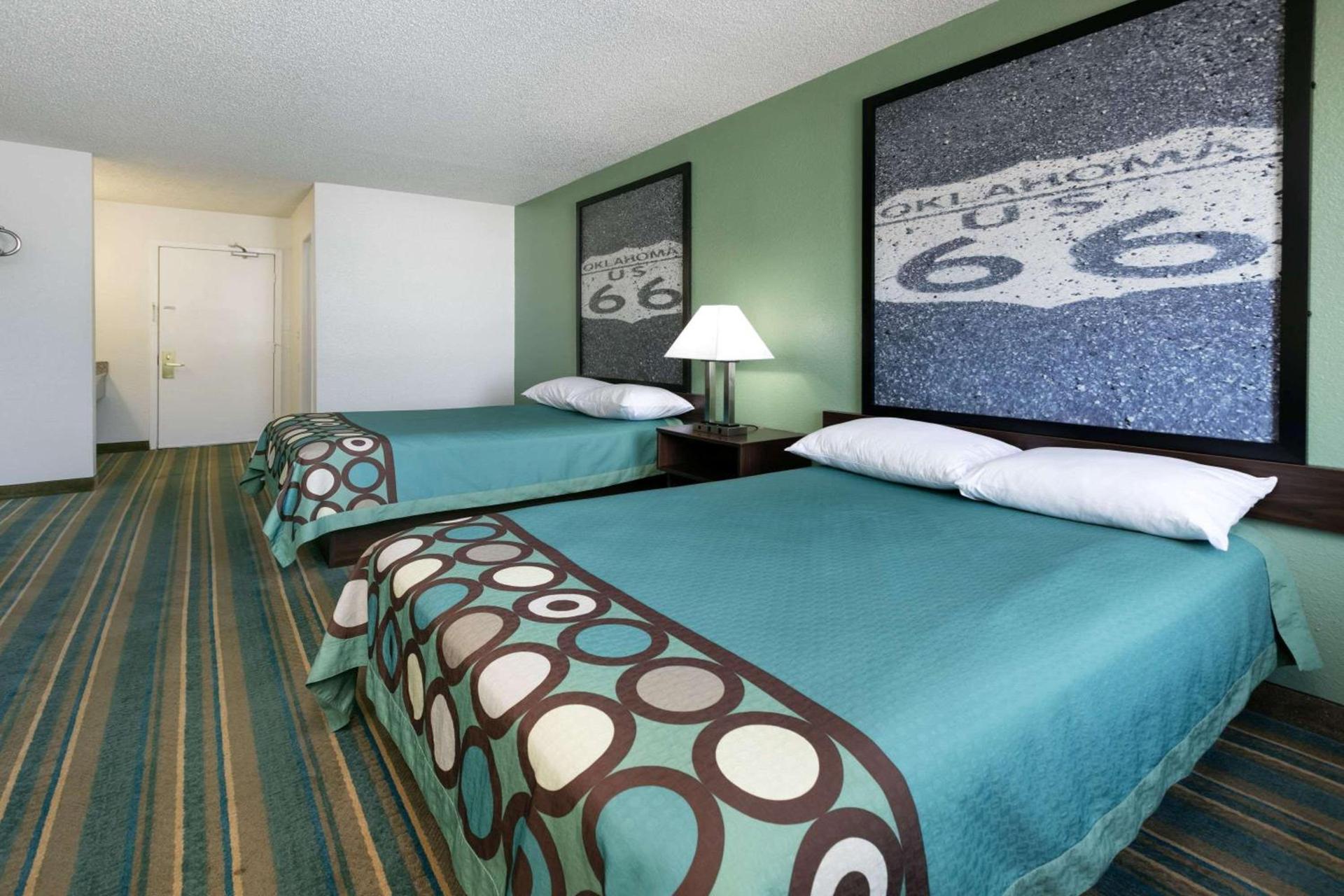 Super 8 by Wyndham Sapulpa/Tulsa Area photo 5