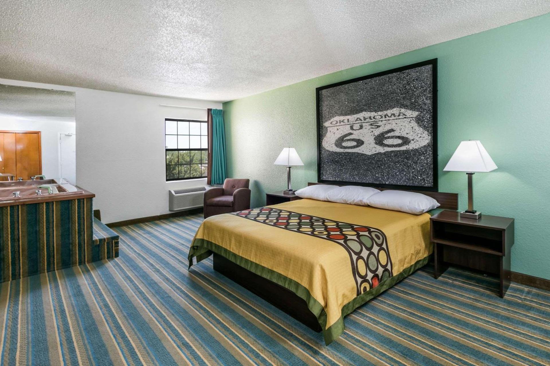 Super 8 by Wyndham Sapulpa/Tulsa Area photo 11