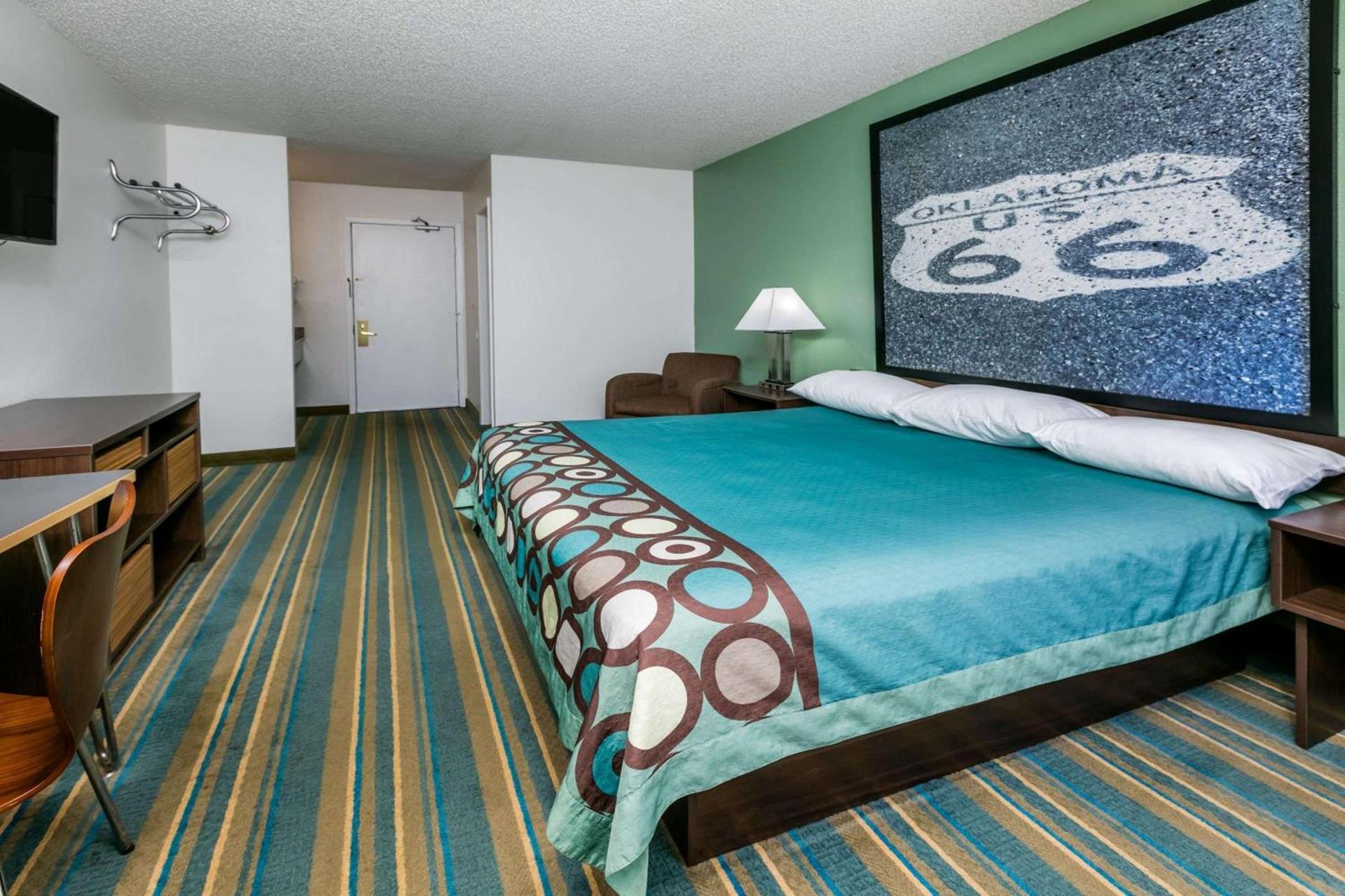 Super 8 by Wyndham Sapulpa/Tulsa Area photo 7