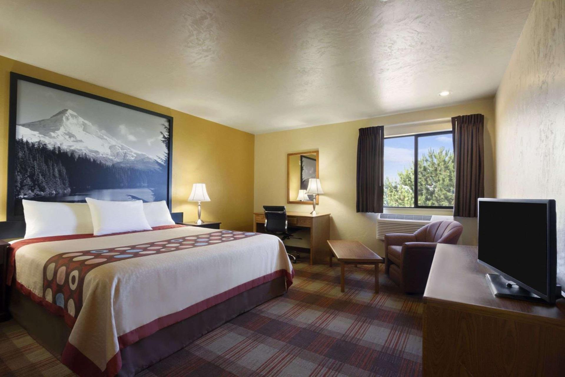 Super 8 by Wyndham Kennewick photo 41