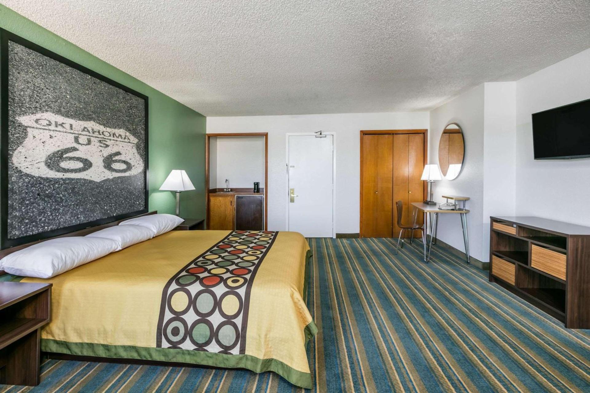 Super 8 by Wyndham Sapulpa/Tulsa Area photo 12