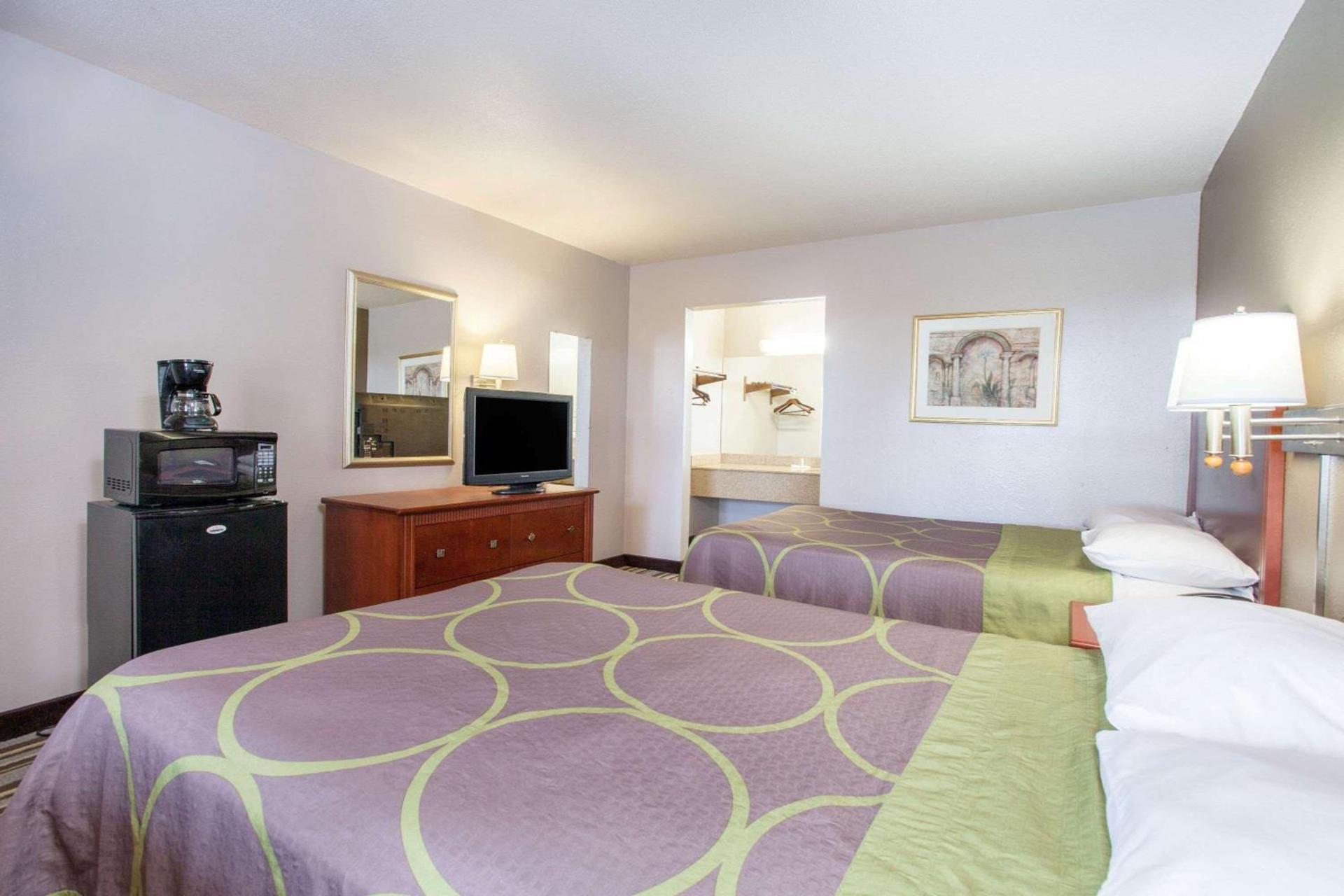Super 8 by Wyndham West Monroe photo 3