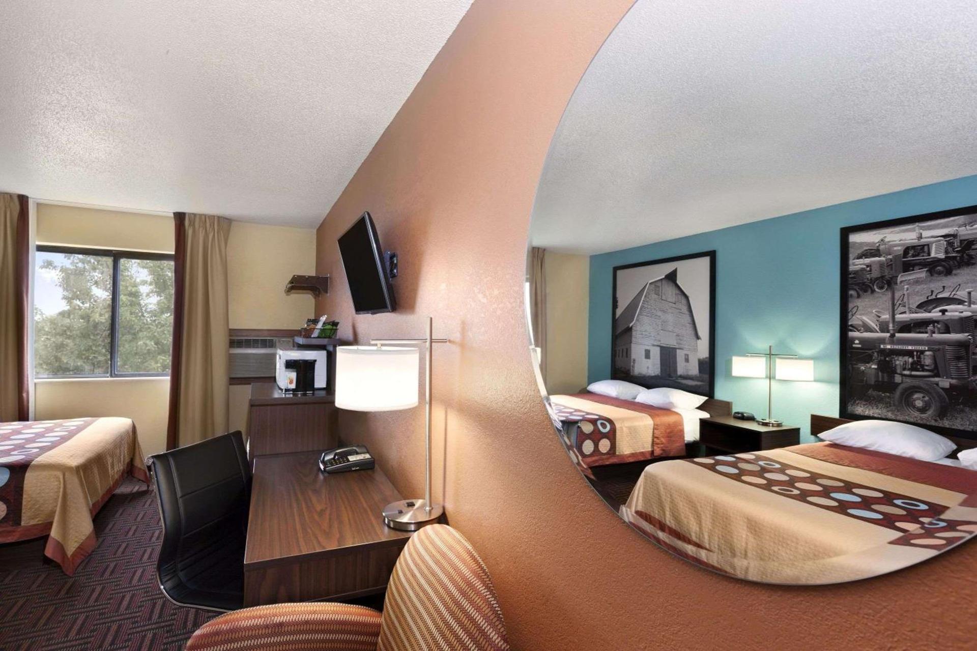 Super 8 by Wyndham Salem photo 9