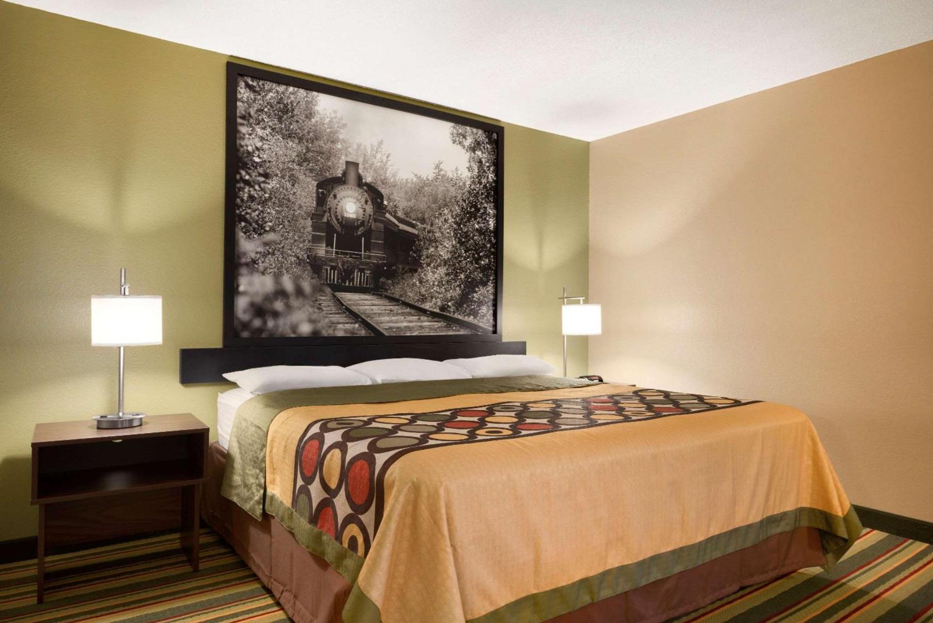 Super 8 by Wyndham Rantoul photo 14