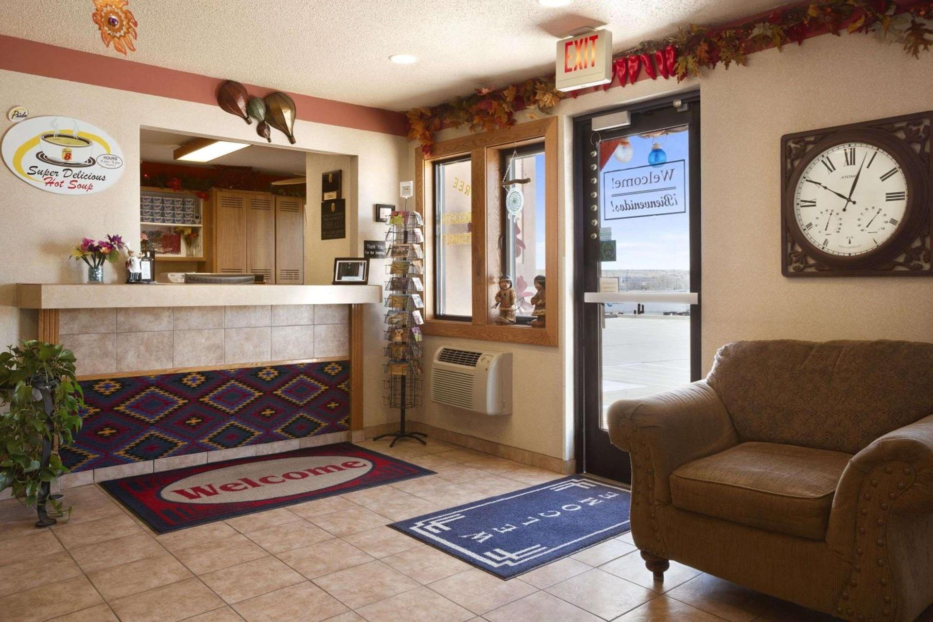 Super 8 by Wyndham Las Vegas photo 2