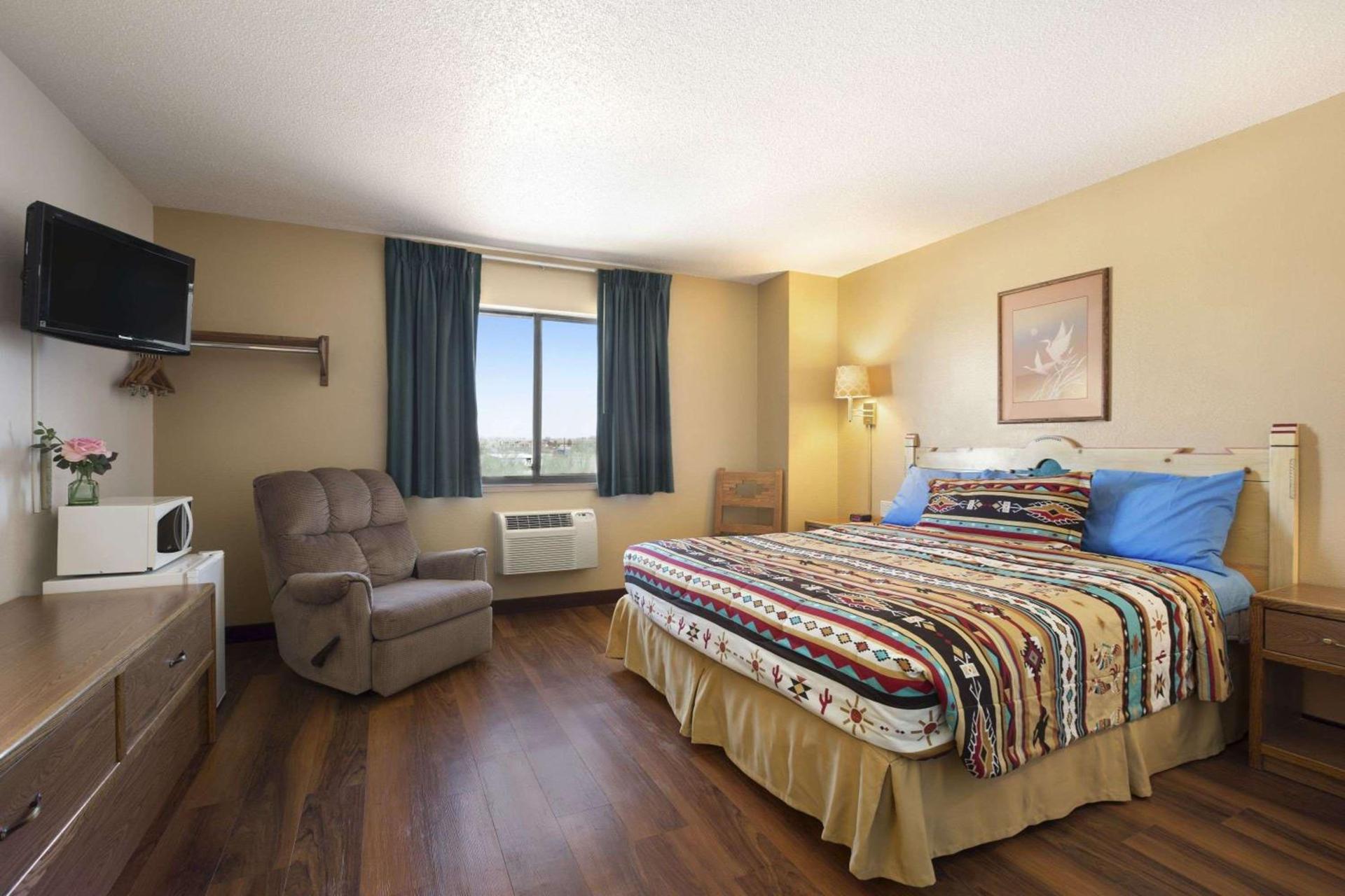Super 8 by Wyndham Las Vegas photo 7