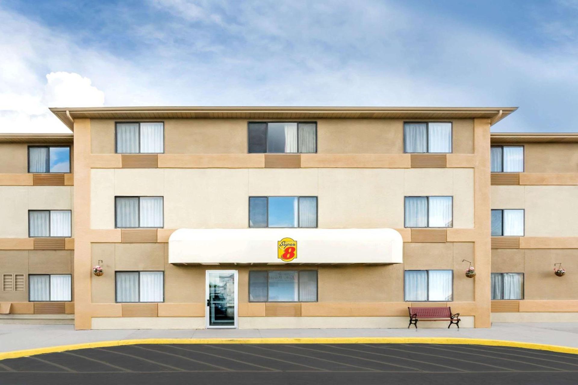 Super 8 by Wyndham Cedar City — hotel in Cedar City