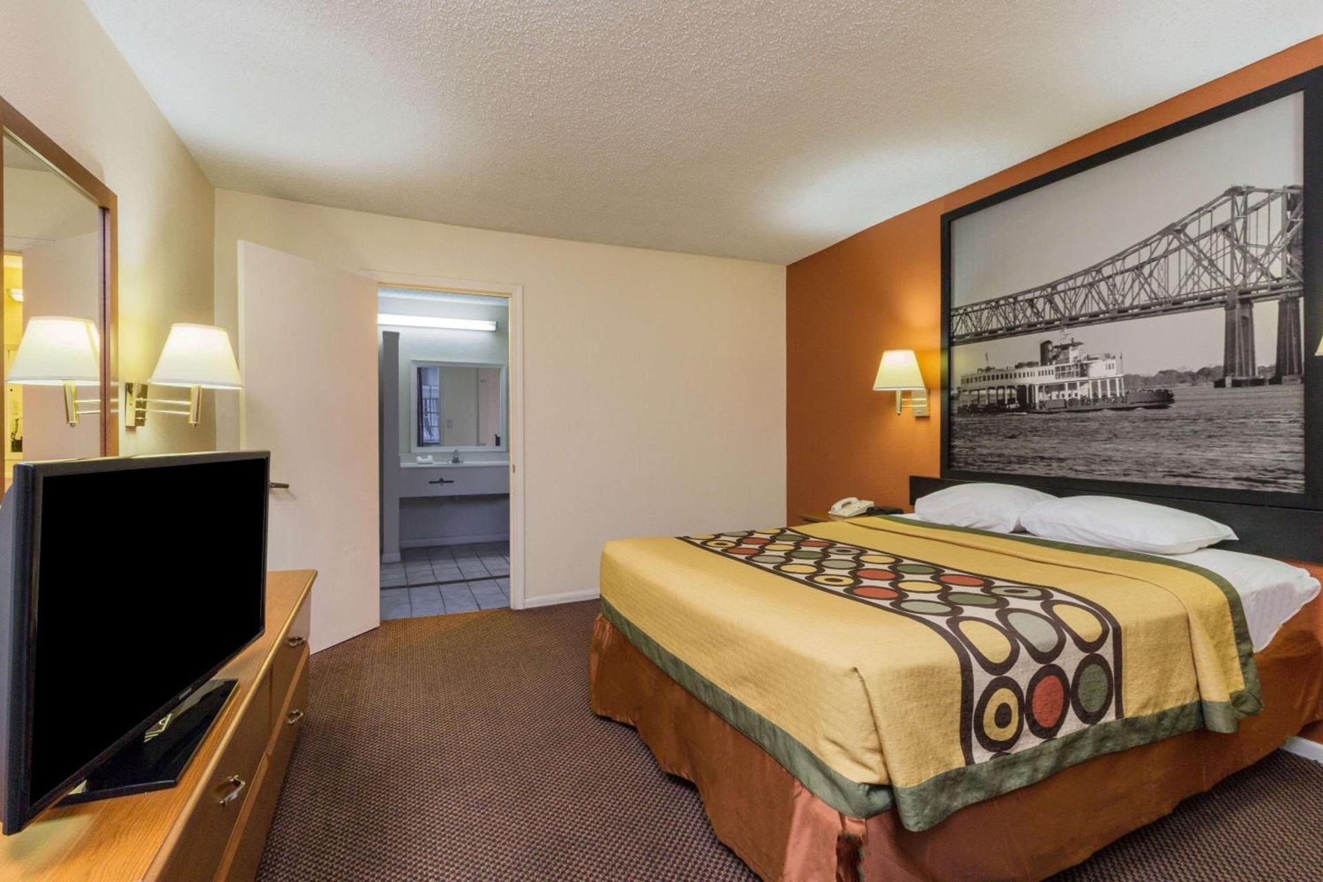 Super 8 by Wyndham New Orleans photo 10