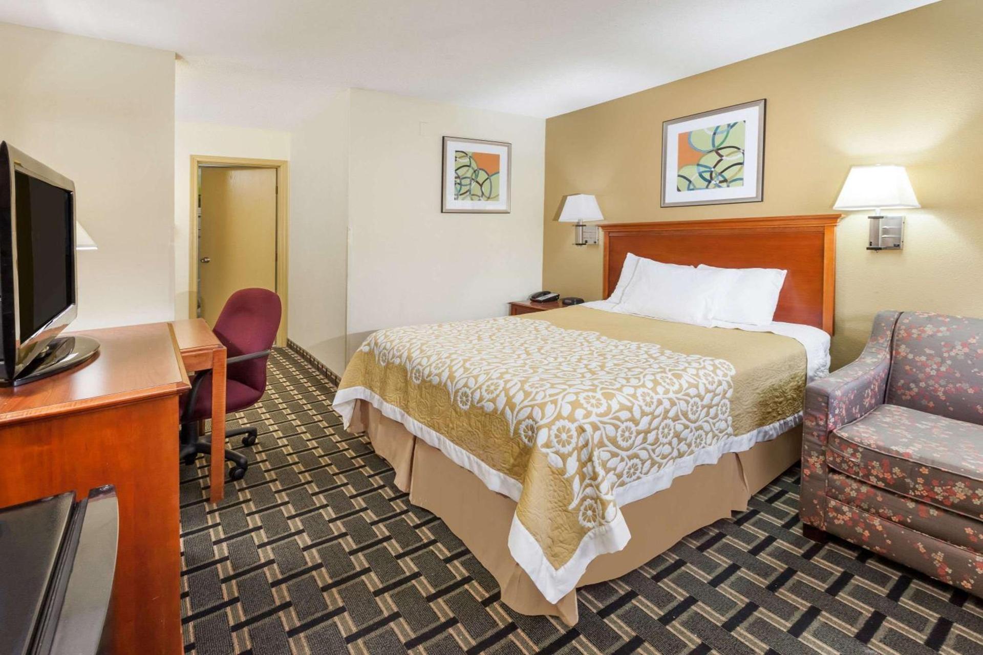 Days Inn by Wyndham Kent - Akron photo 11