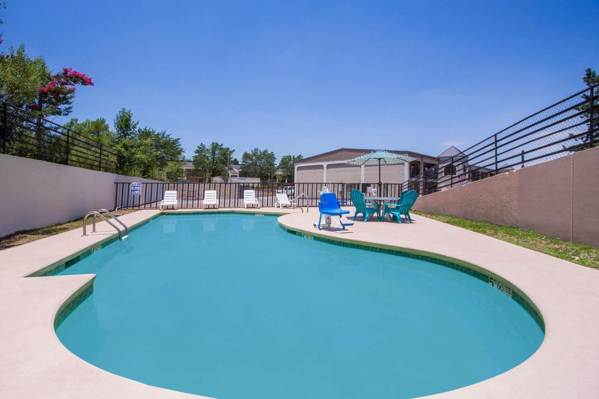 Super 8 by Wyndham Augusta photo 51