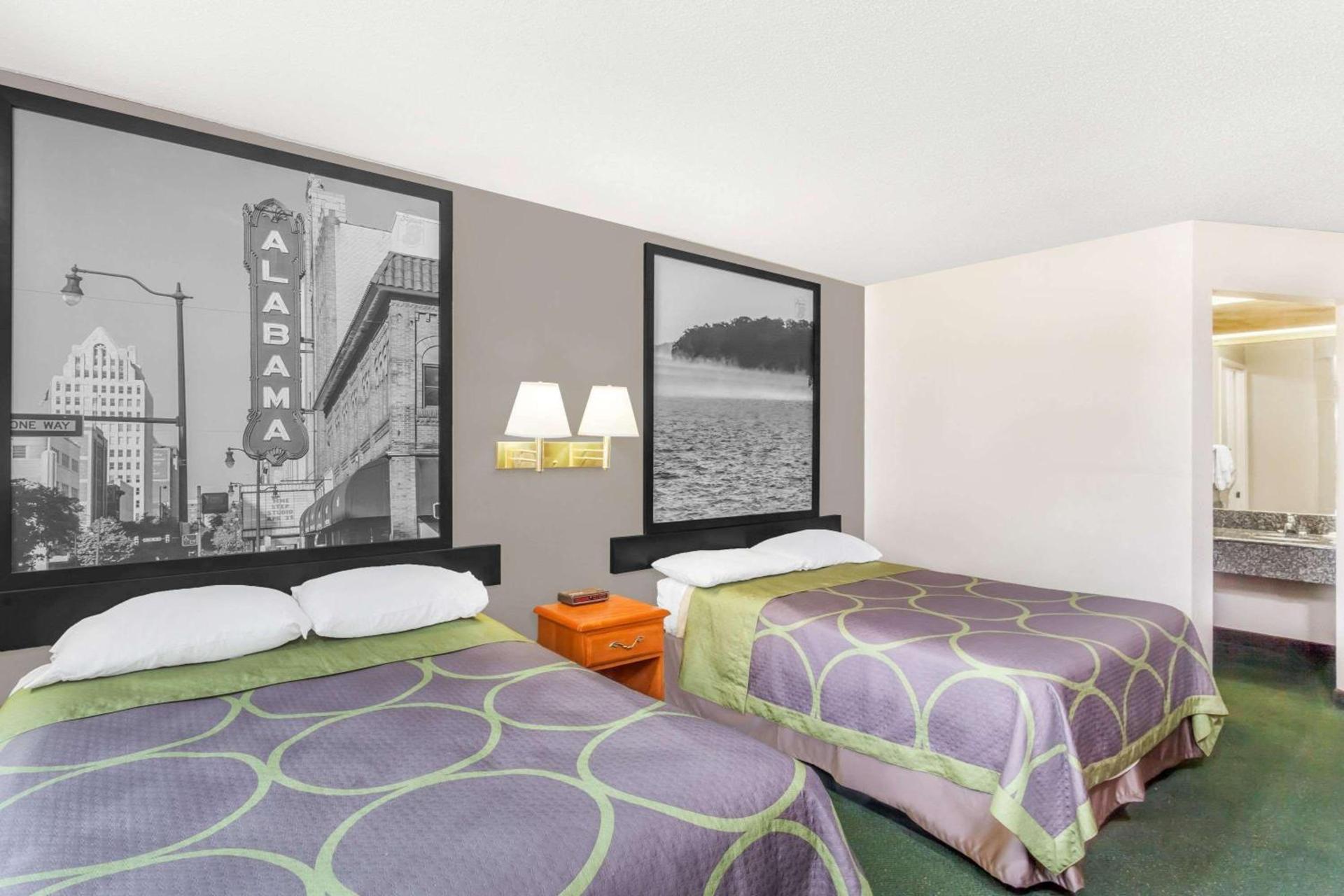 Super 8 by Wyndham Athens photo 3