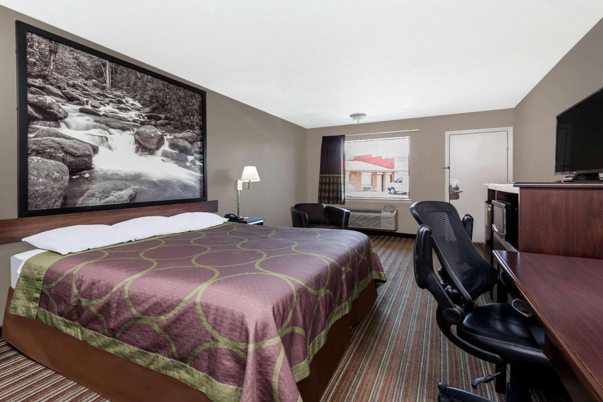 Super 8 by Wyndham Chattanooga Ooltewah photo 6