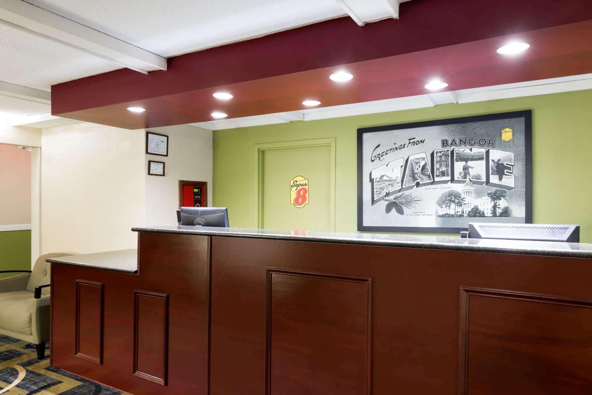 Super 8 by Wyndham Bangor photo 42