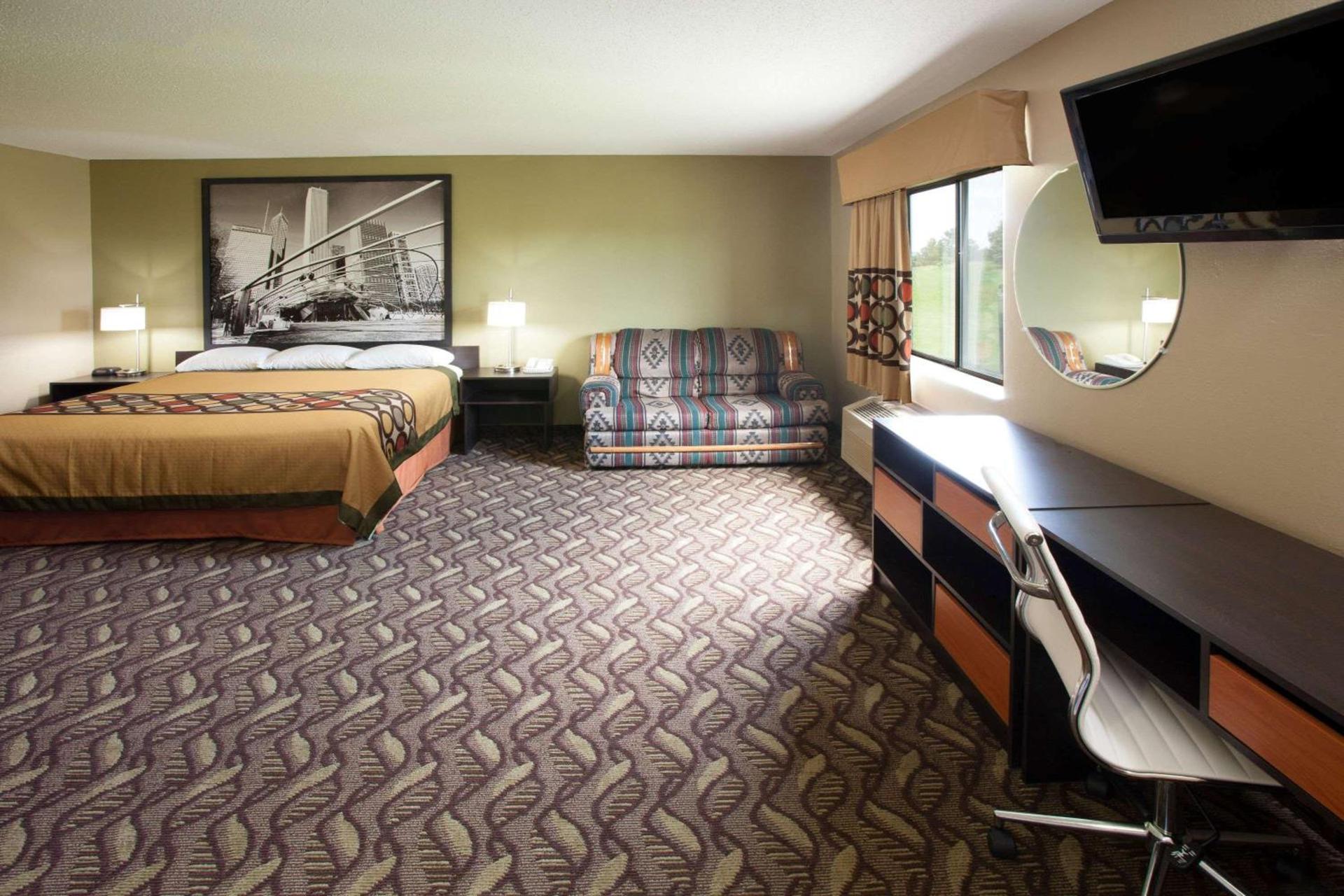 Super 8 by Wyndham Dwight photo 10