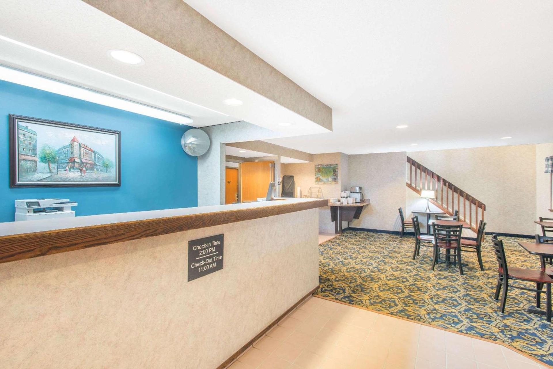 Rodeway Inn photo 3
