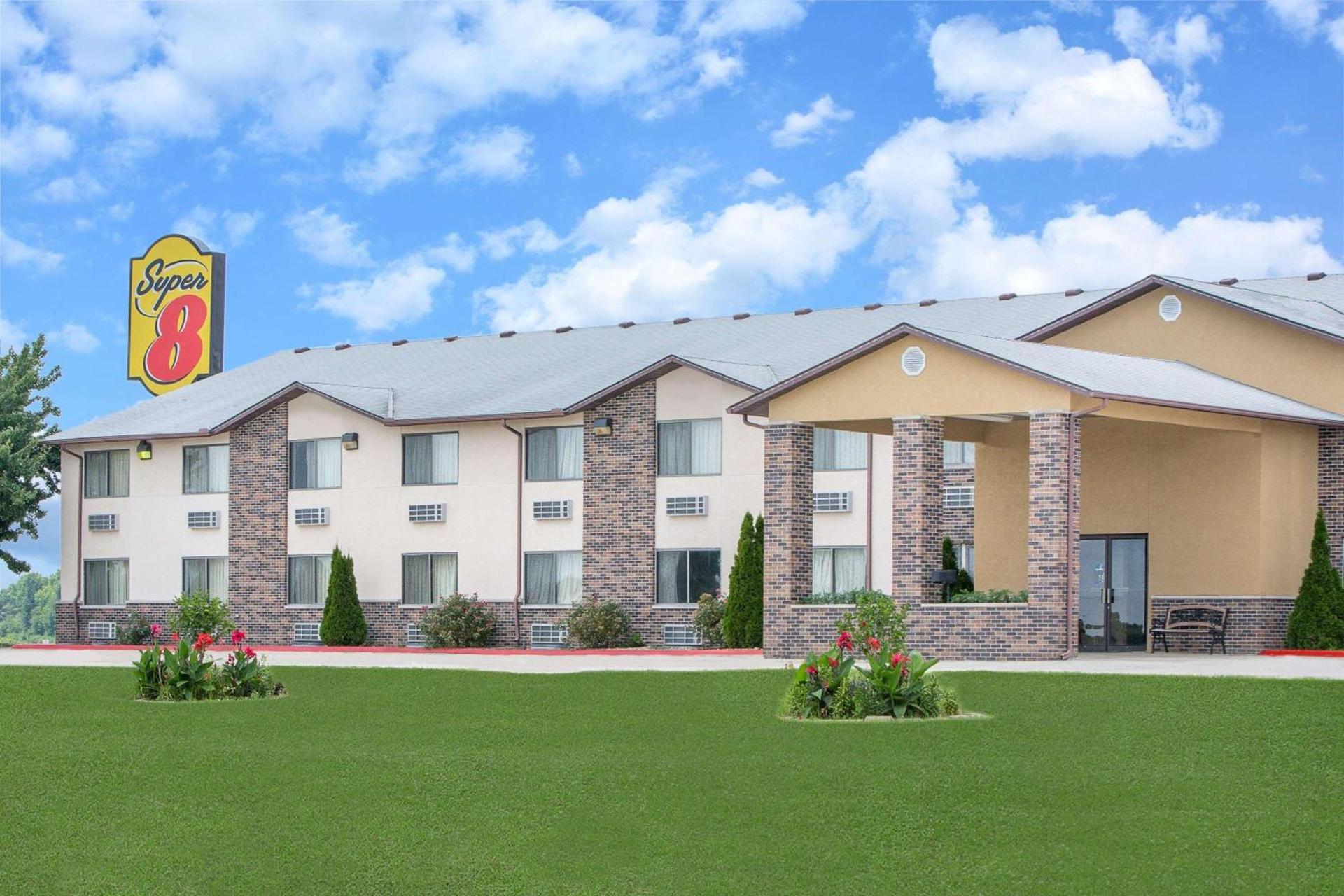 Super 8 by Wyndham Chillicothe photo 2