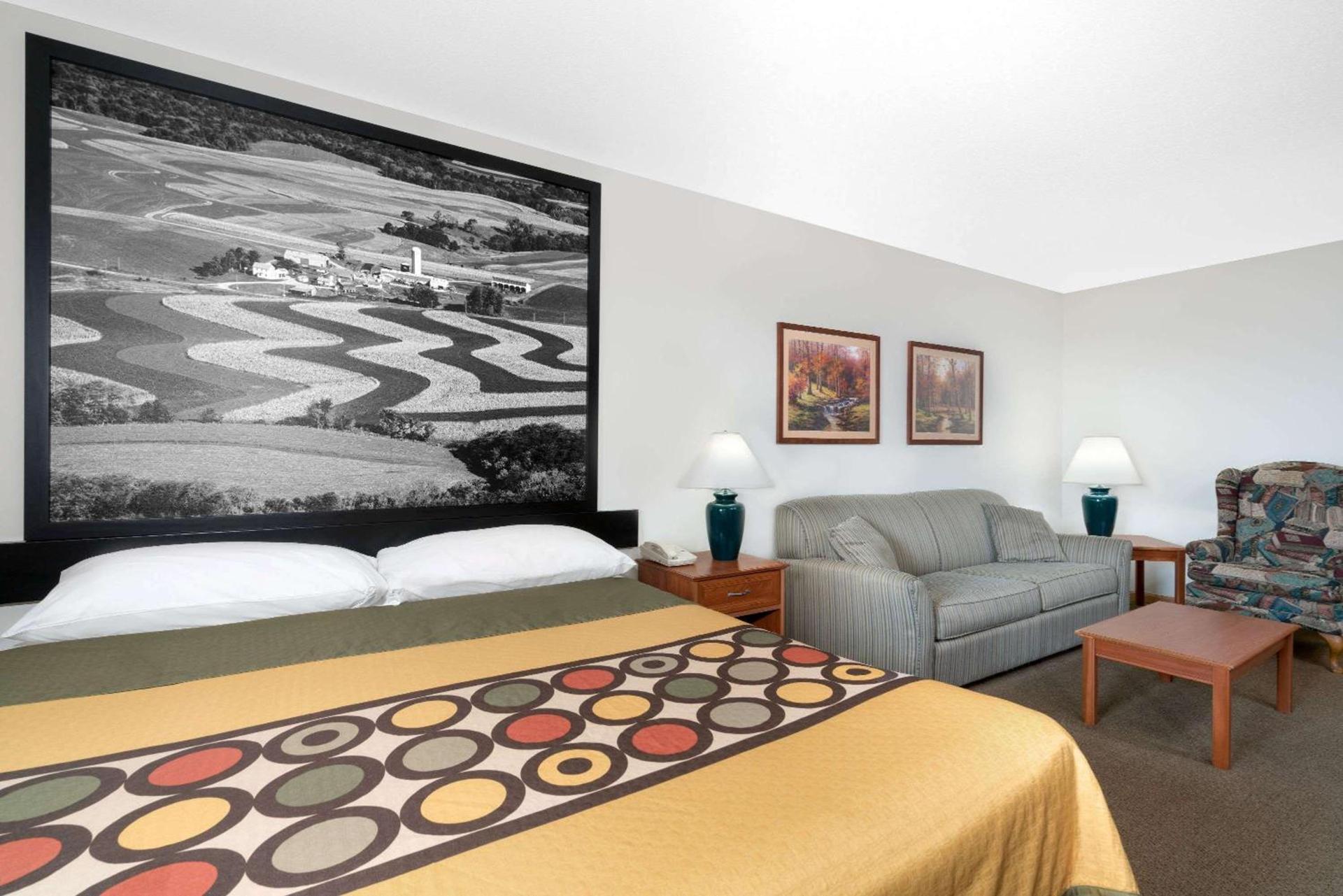 Super 8 by Wyndham Sparta photo 7