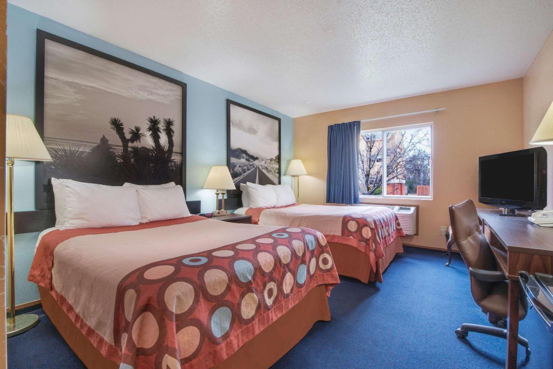 Super 8 by Wyndham College Station photo 7