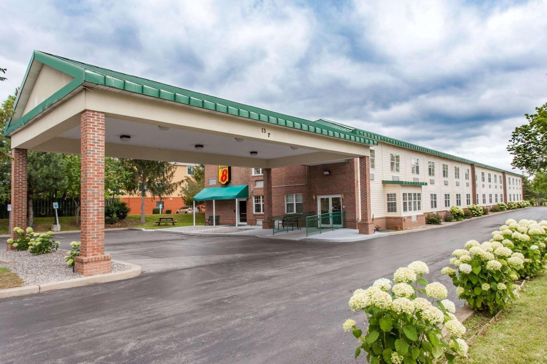 Syracuse Inn photo 12