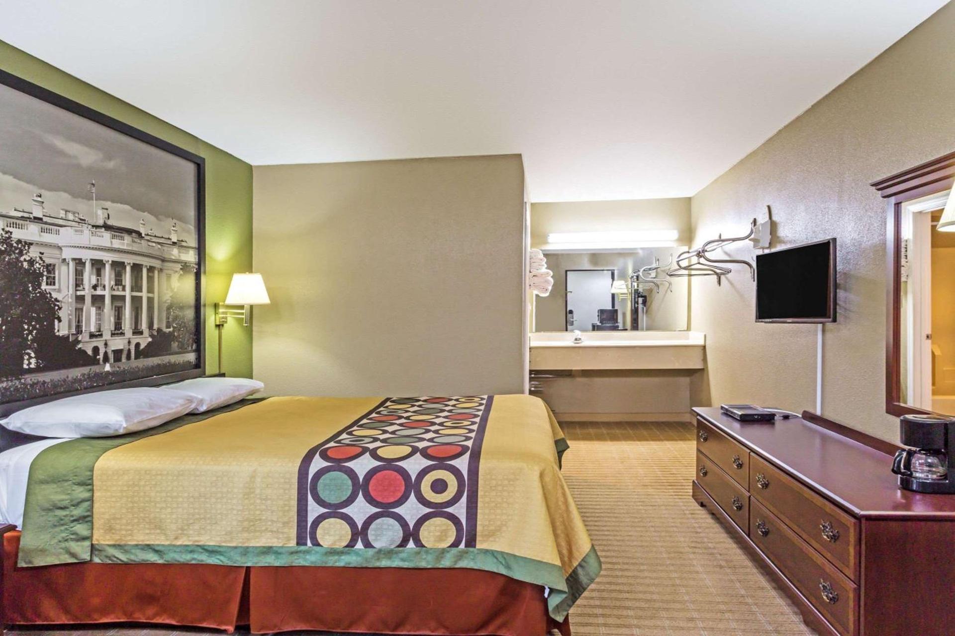 Super 8 by Wyndham Jessup/Baltimore Area photo 7