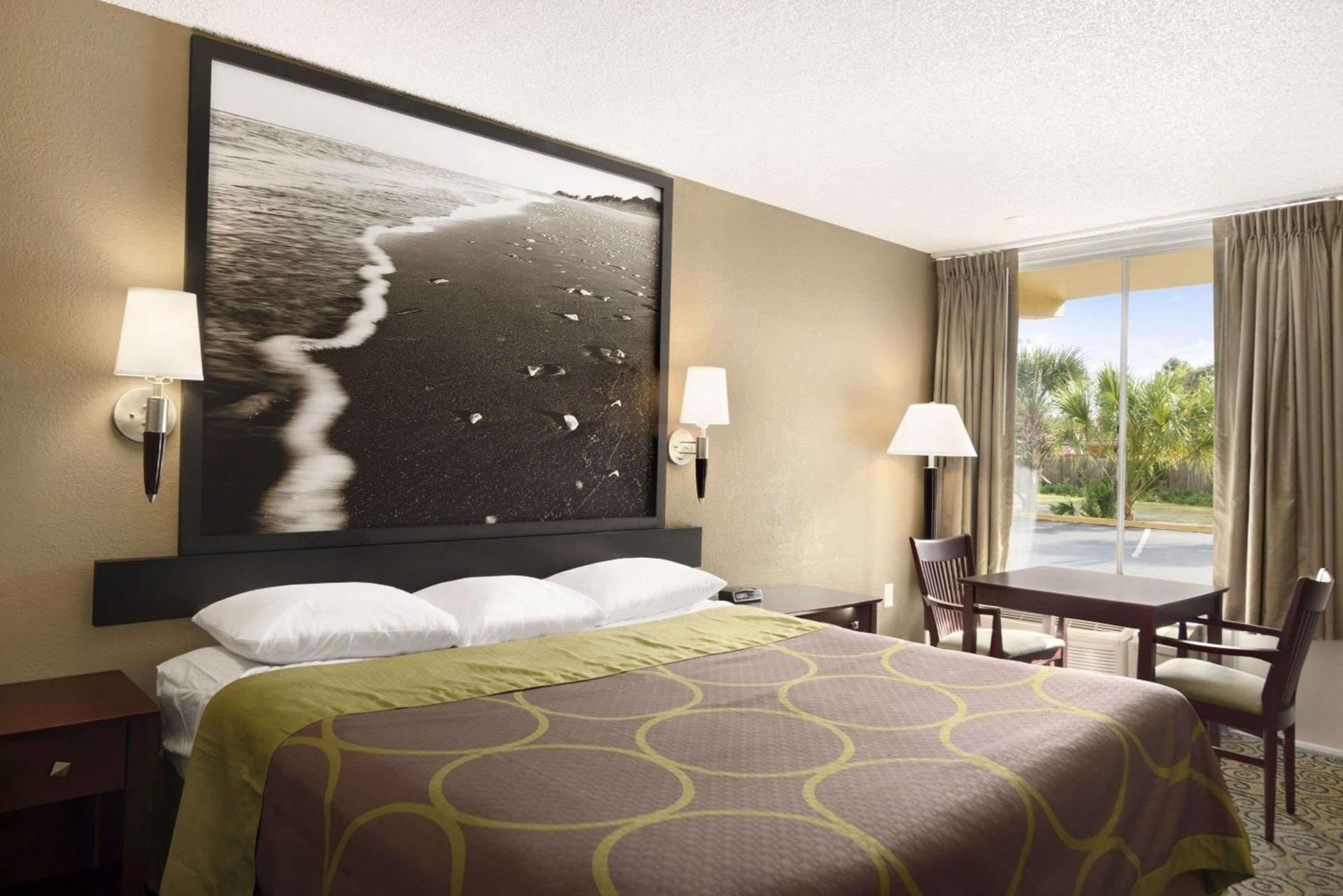 Super 8 by Wyndham Ormond Beach photo 14